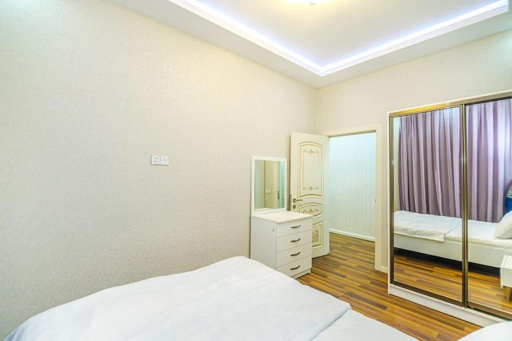 Baku Apartment Kolorit Nizami str,