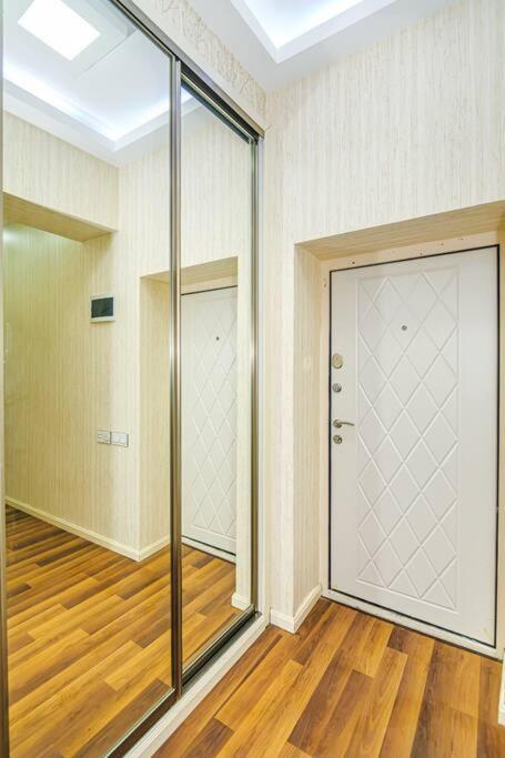 Baku Apartment Kolorit Nizami str,