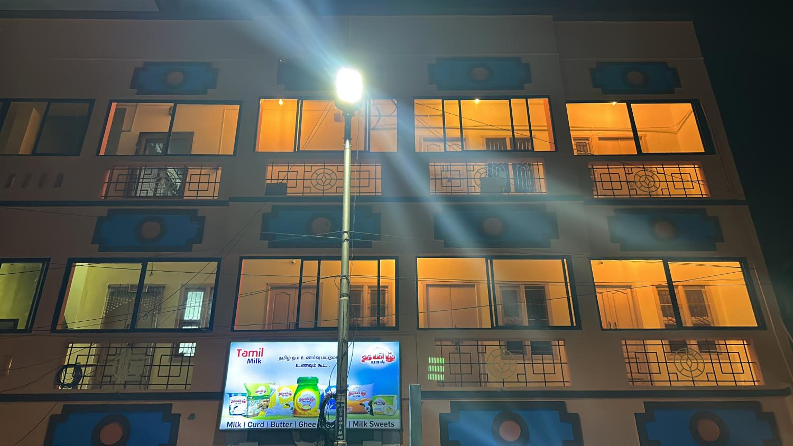 The Kaya Backpackers Rooms Srirangam view 4