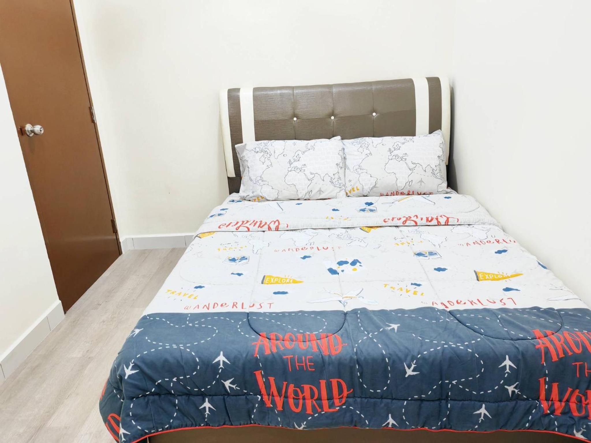 UG Homestay BP - Netflix & 4 Air-Con Rooms photo 6
