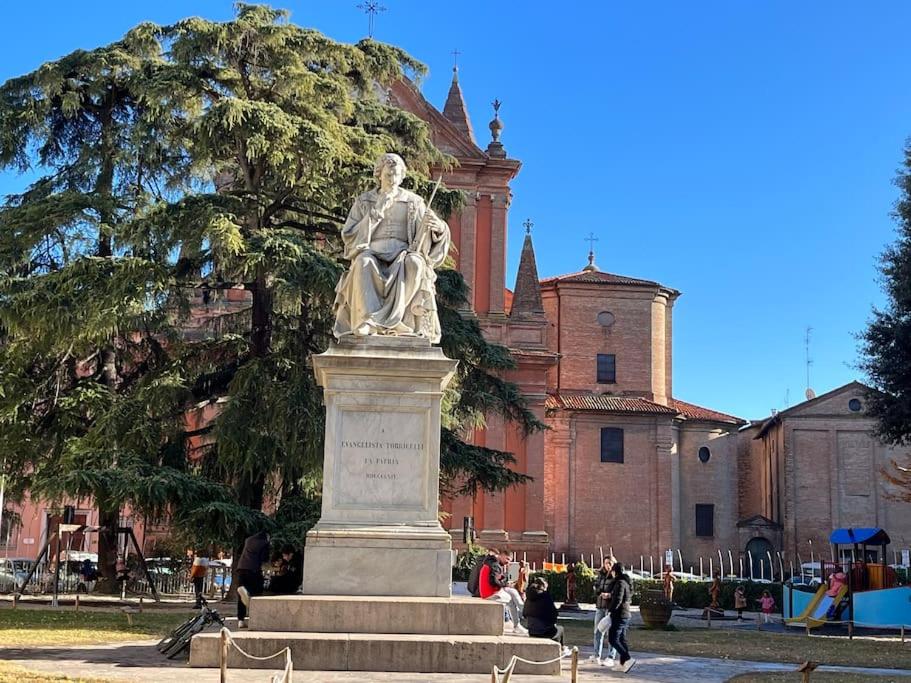 Elegante torretta in centro view 3