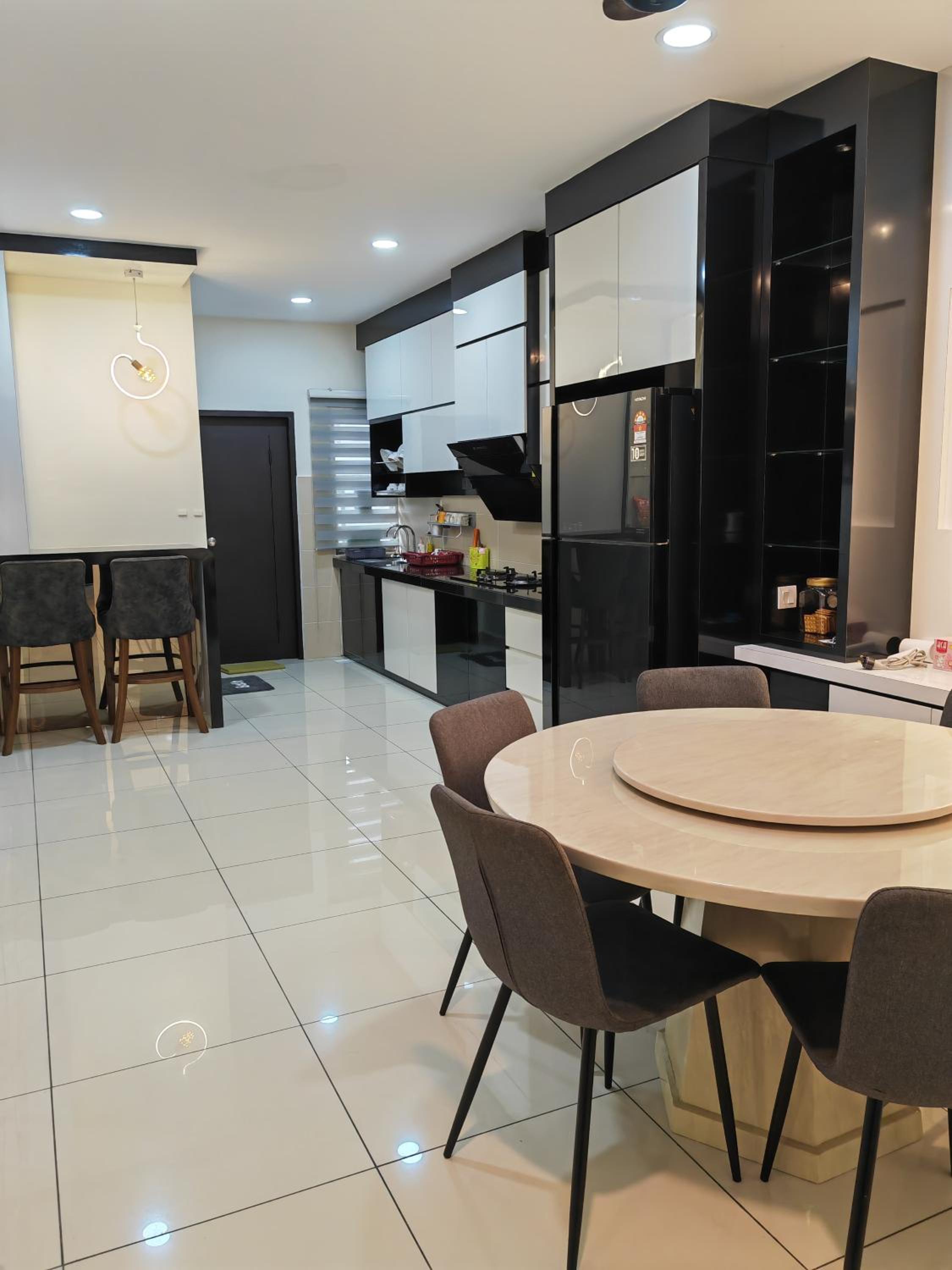 UG Homestay BP - Netflix & 4 Air-Con Rooms photo 7