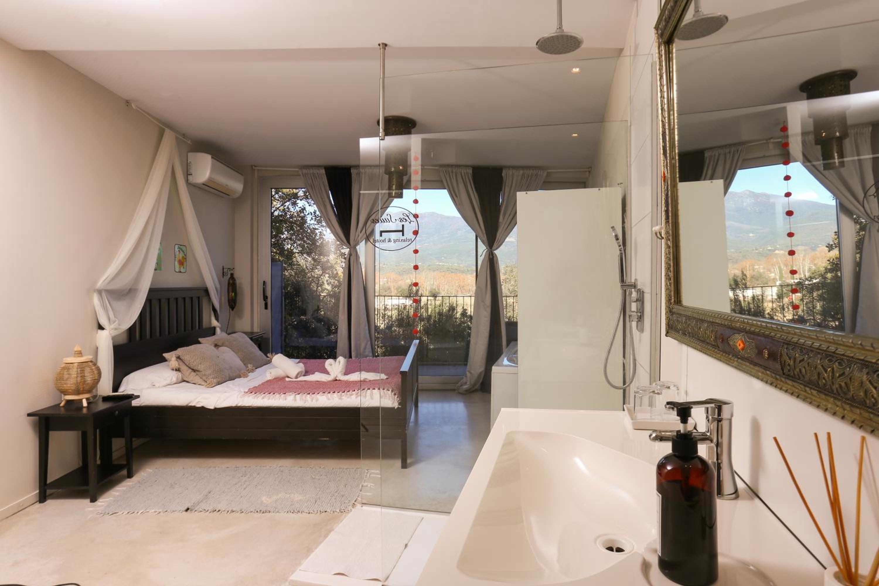 Les Suites