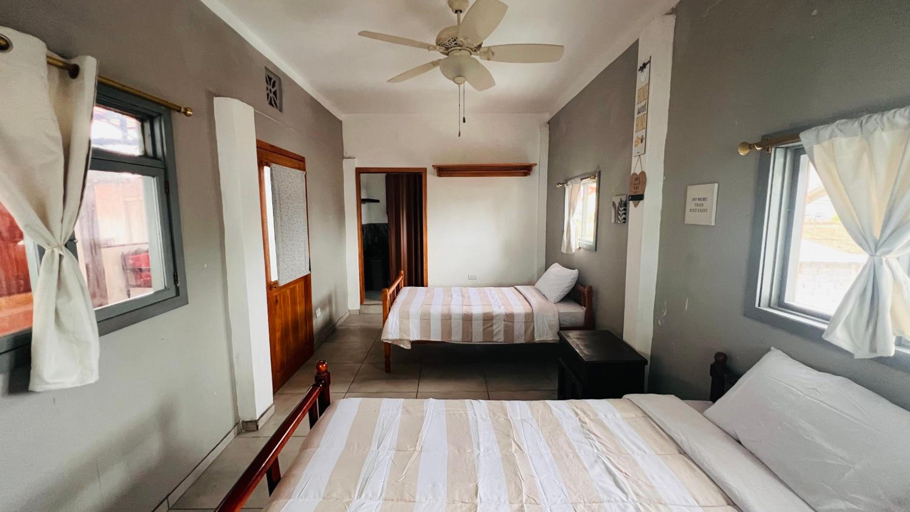 #3 Habitacion Renovada 2-3 personas - AC