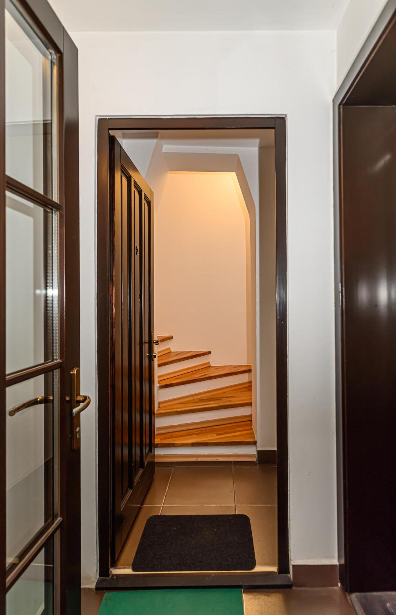 Elite Neagoe Apartment view 5