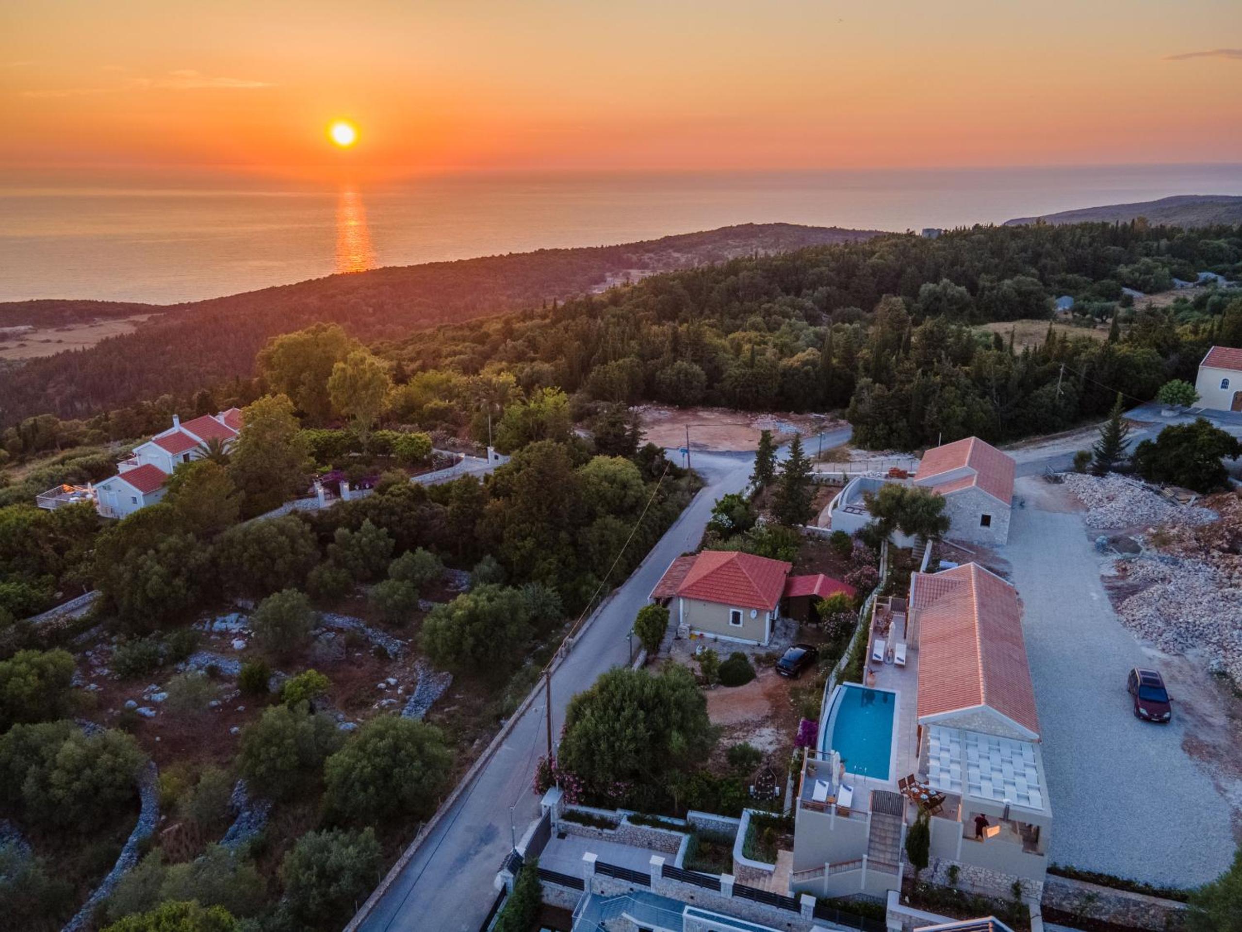 Pithari Sunset Villa