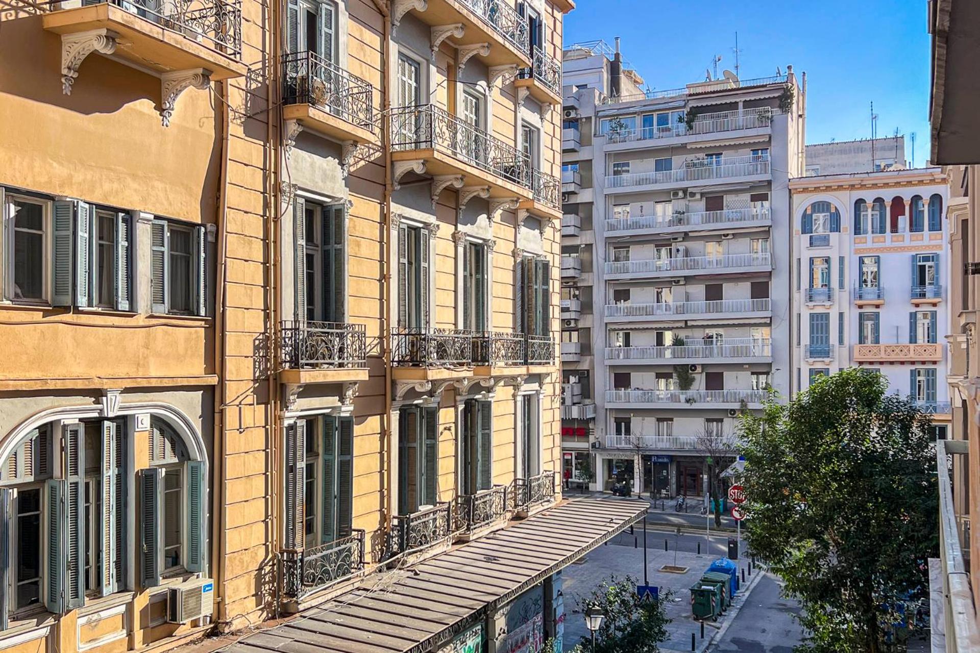 Chic Suite Agia Sofia Metro - InCityBnB view 5