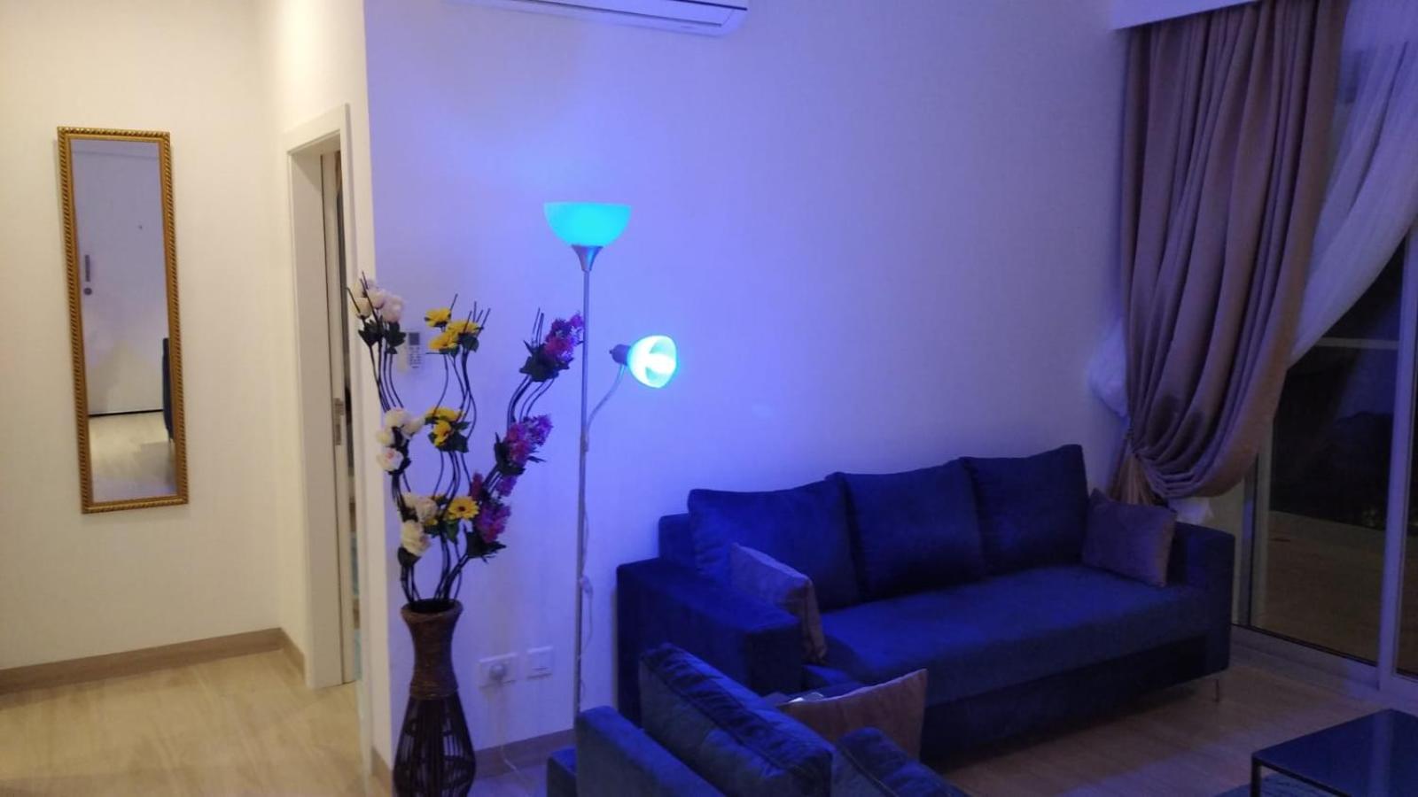 1 BDR 74SQM Luxury APT with separate Bedroom Pool, Gym, Balcony, King Size Bed Cantonments view 5