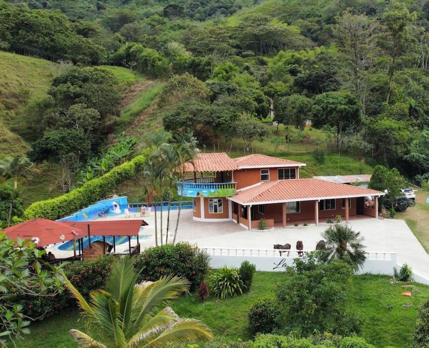 Casa de campo cerca a Medellín