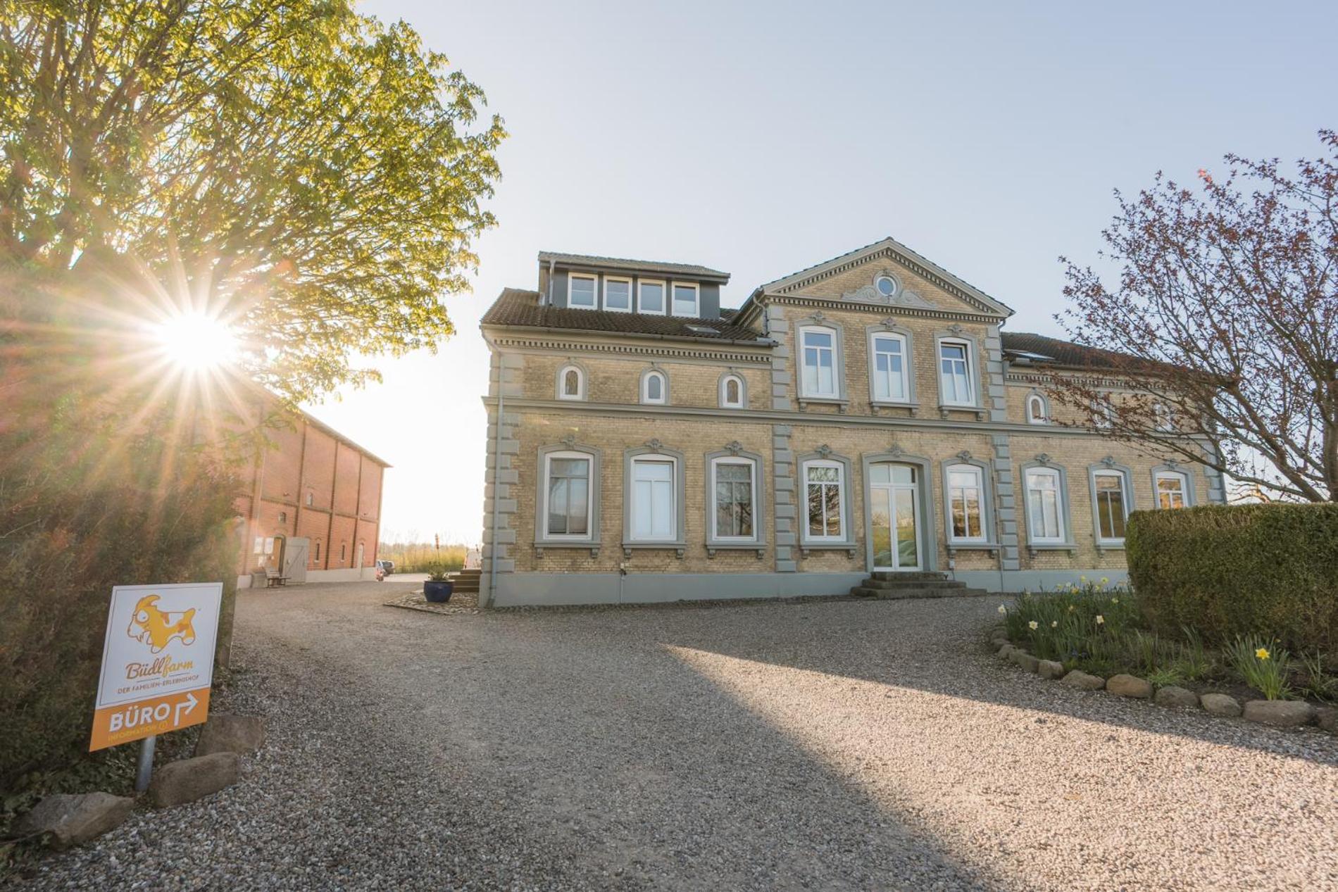 Hotel Budlfarm - Der Familien-erlebnishof In Strandnahe