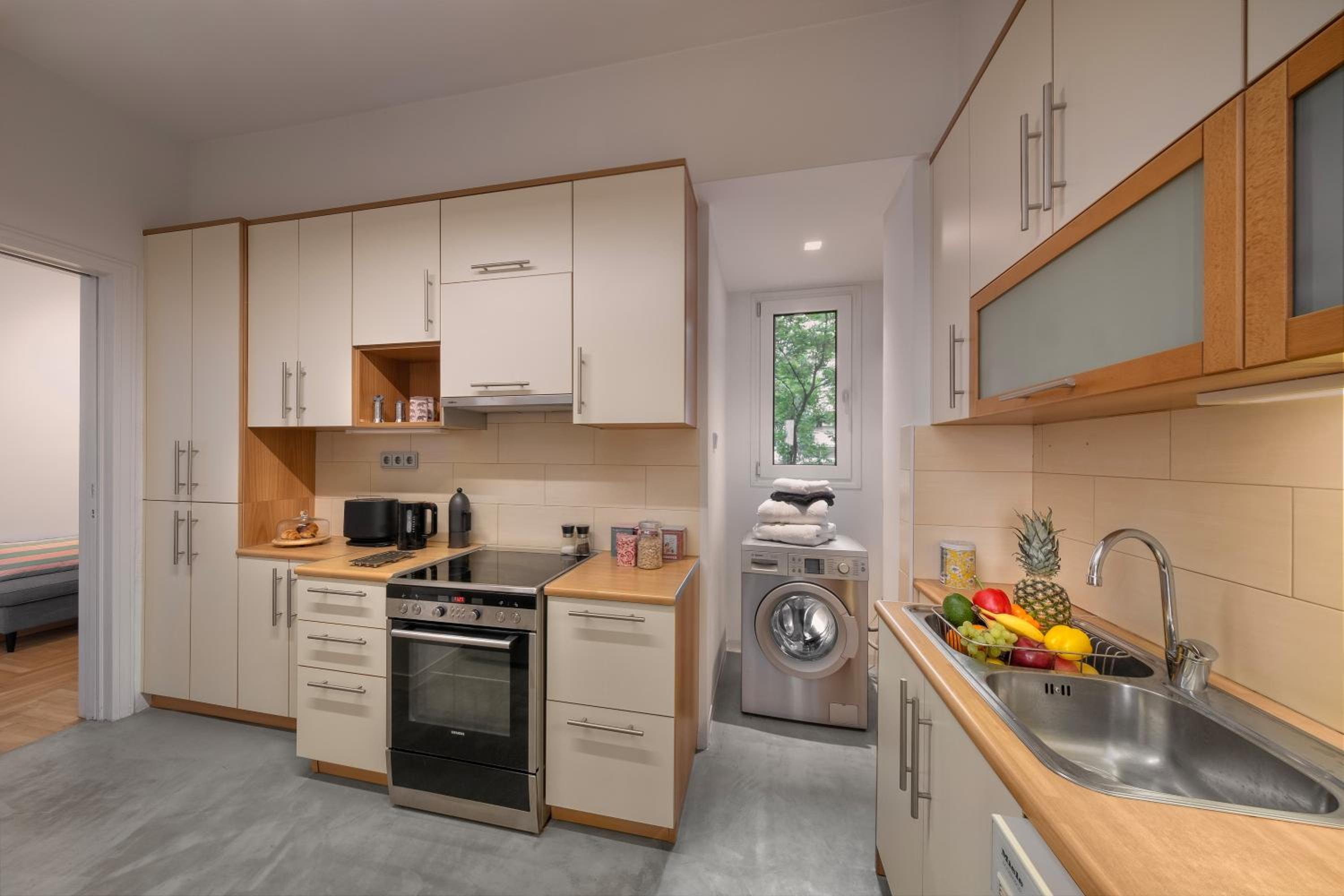 Modern Apartment in Acropolis Area