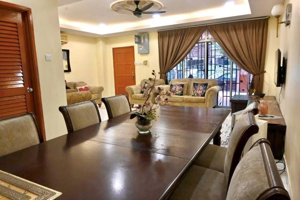 Hani Kristal Homestay