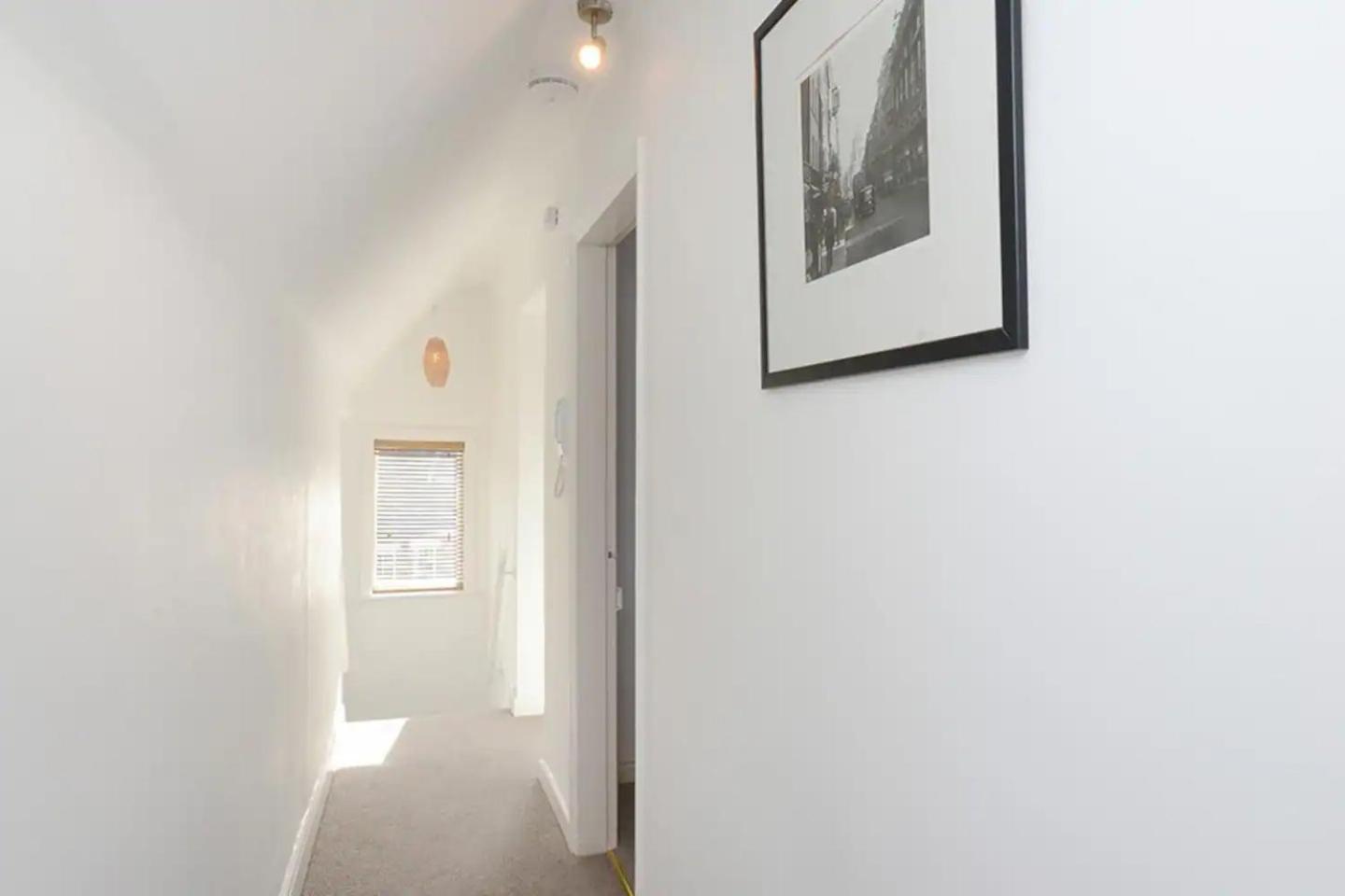 The Dagmar Grove Apartments 5