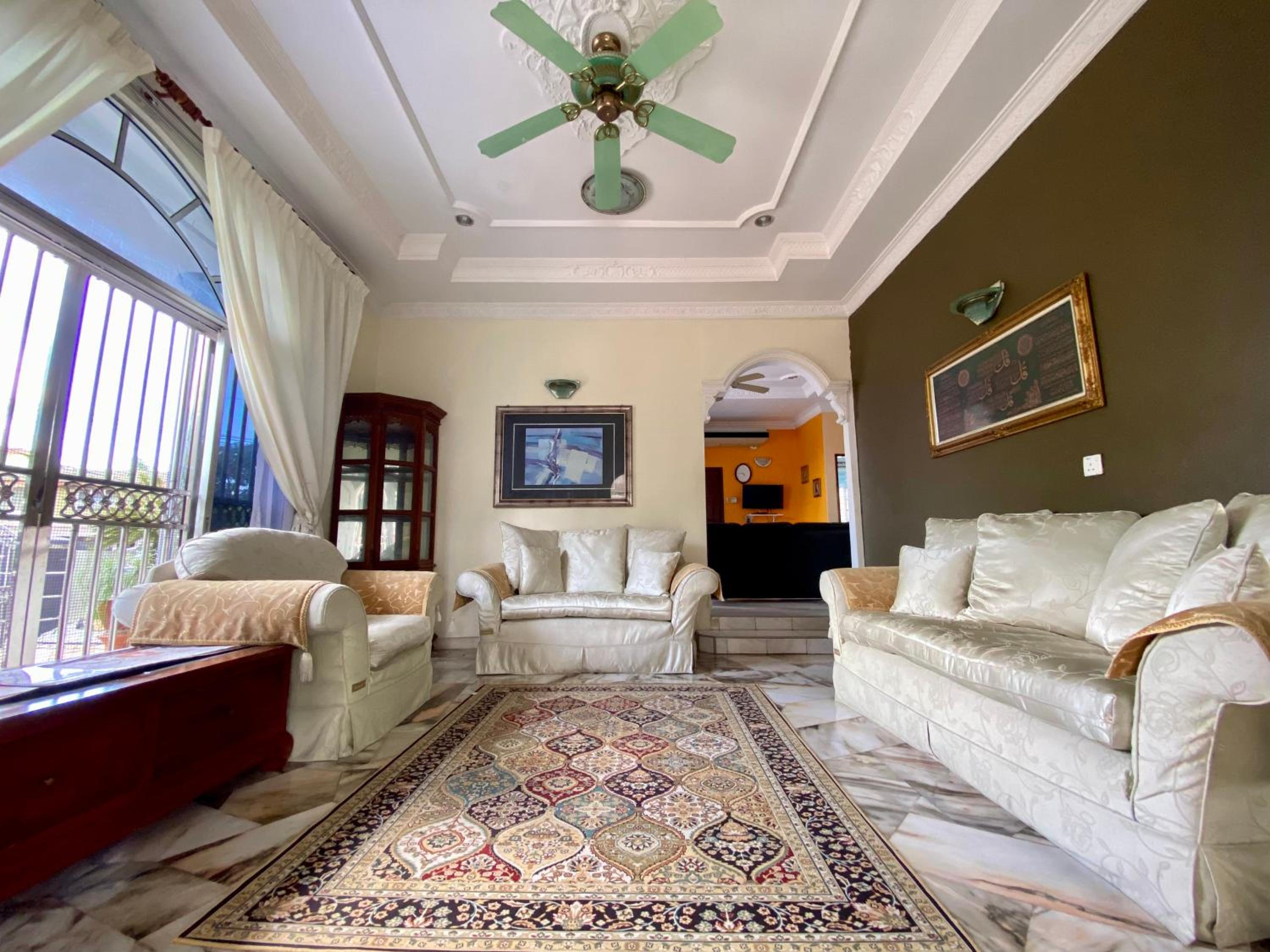 A&S Berkat Homestay - For Islam Only
