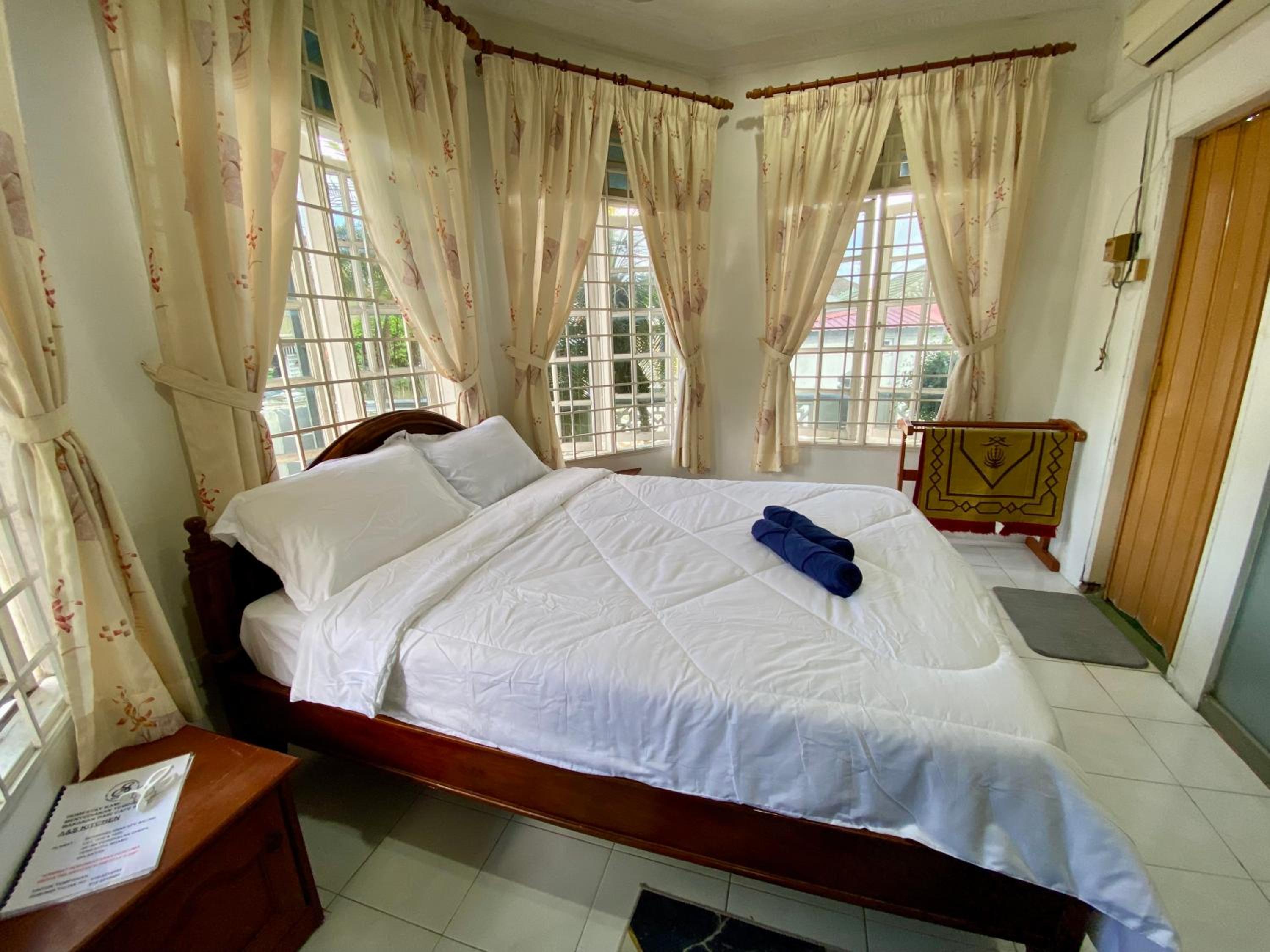A&S Berkat Homestay - For Islam Only