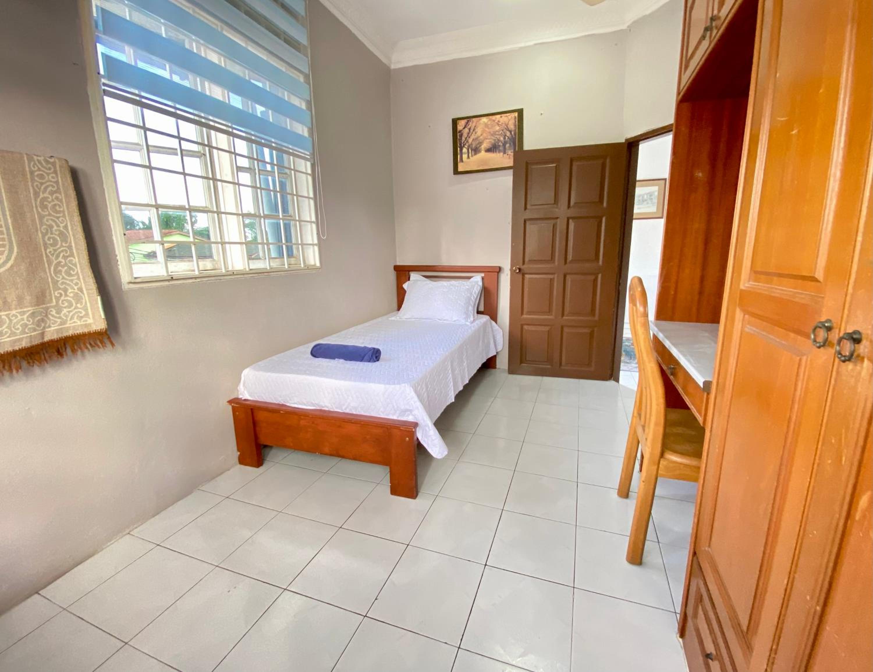 A&S Berkat Homestay - For Islam Only