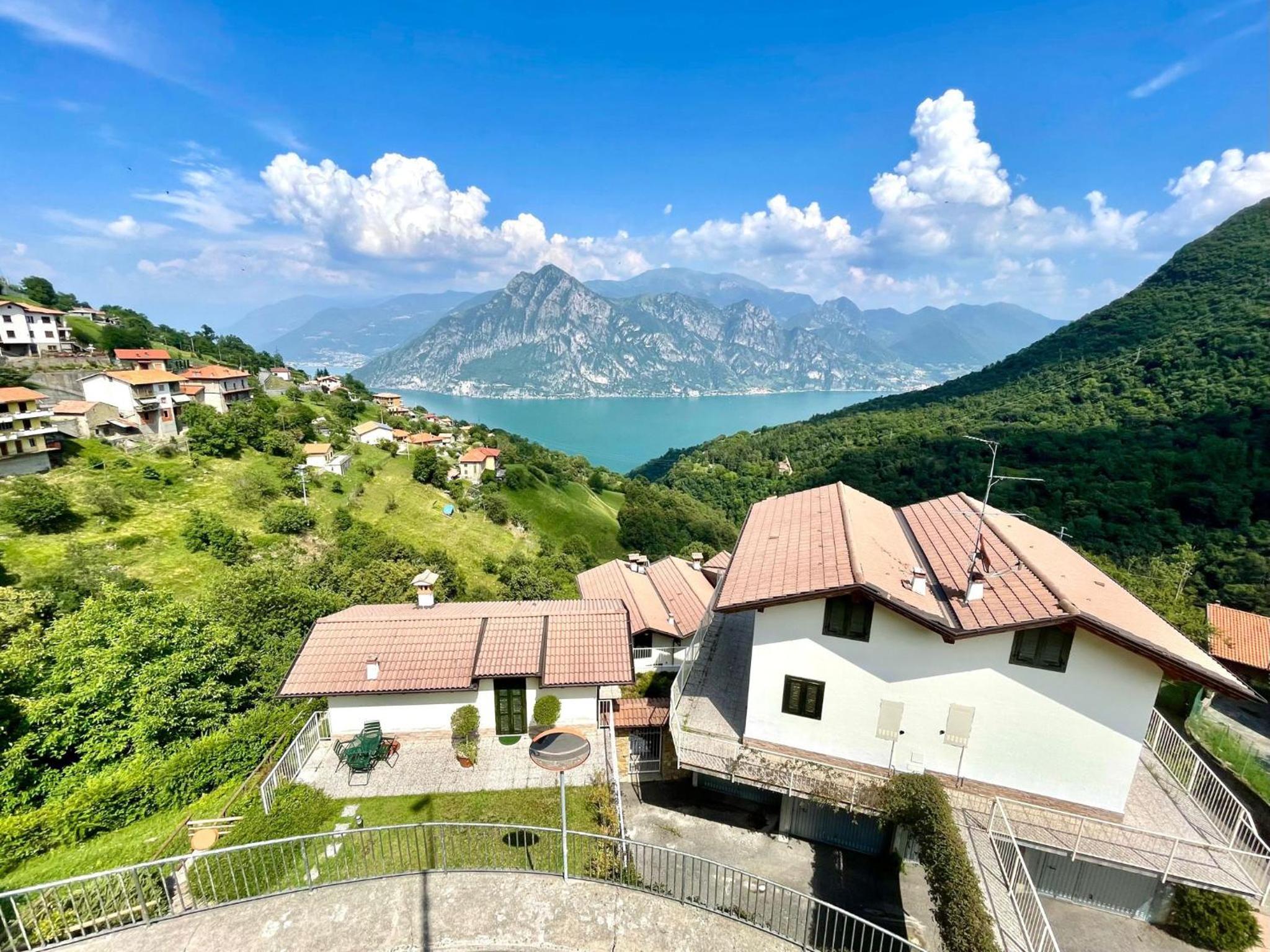 EnjoyIseoLake - Soffio Di Rugiada - spacious terrace with Lake view view 2