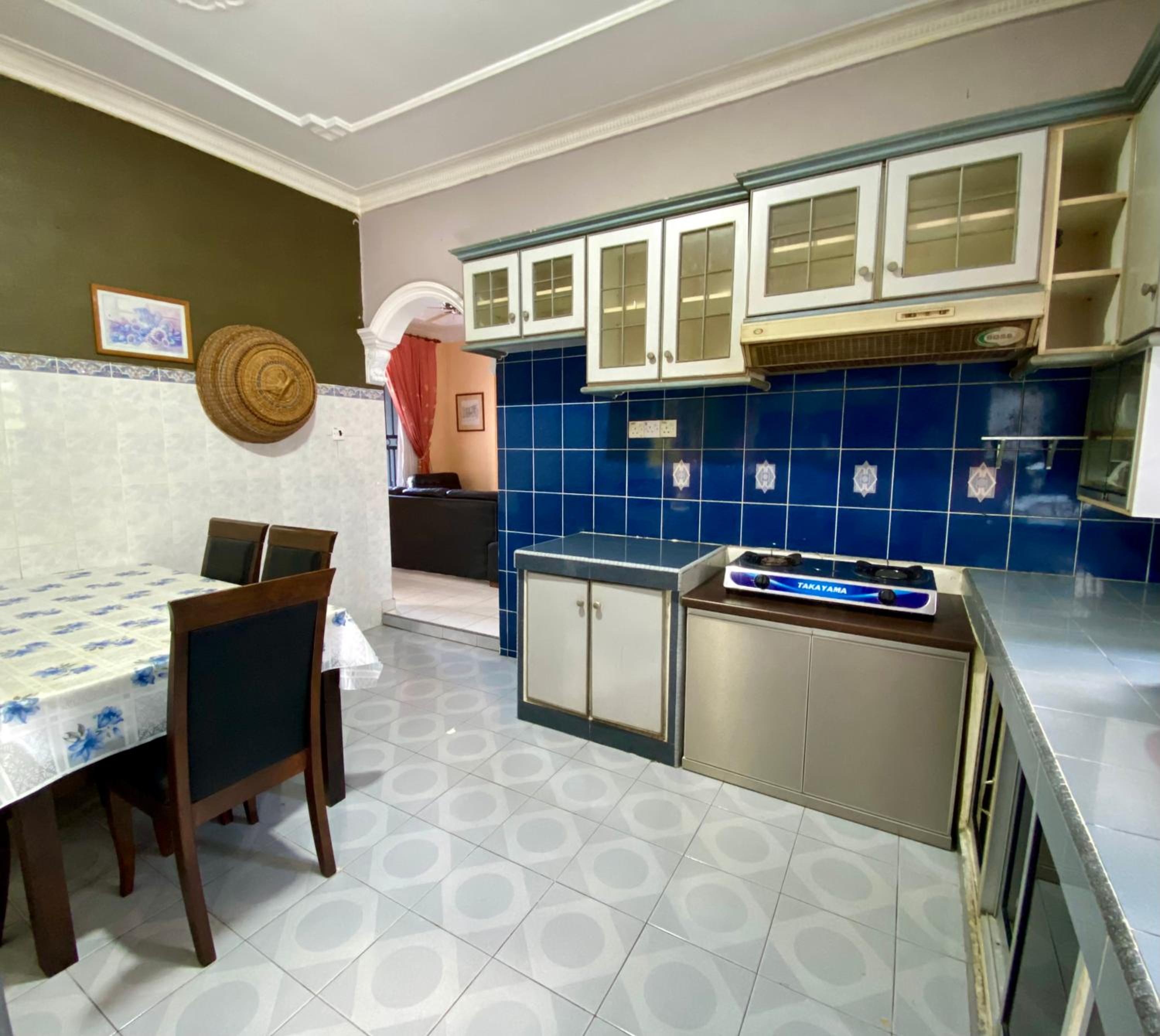 A&S Berkat Homestay - For Islam Only