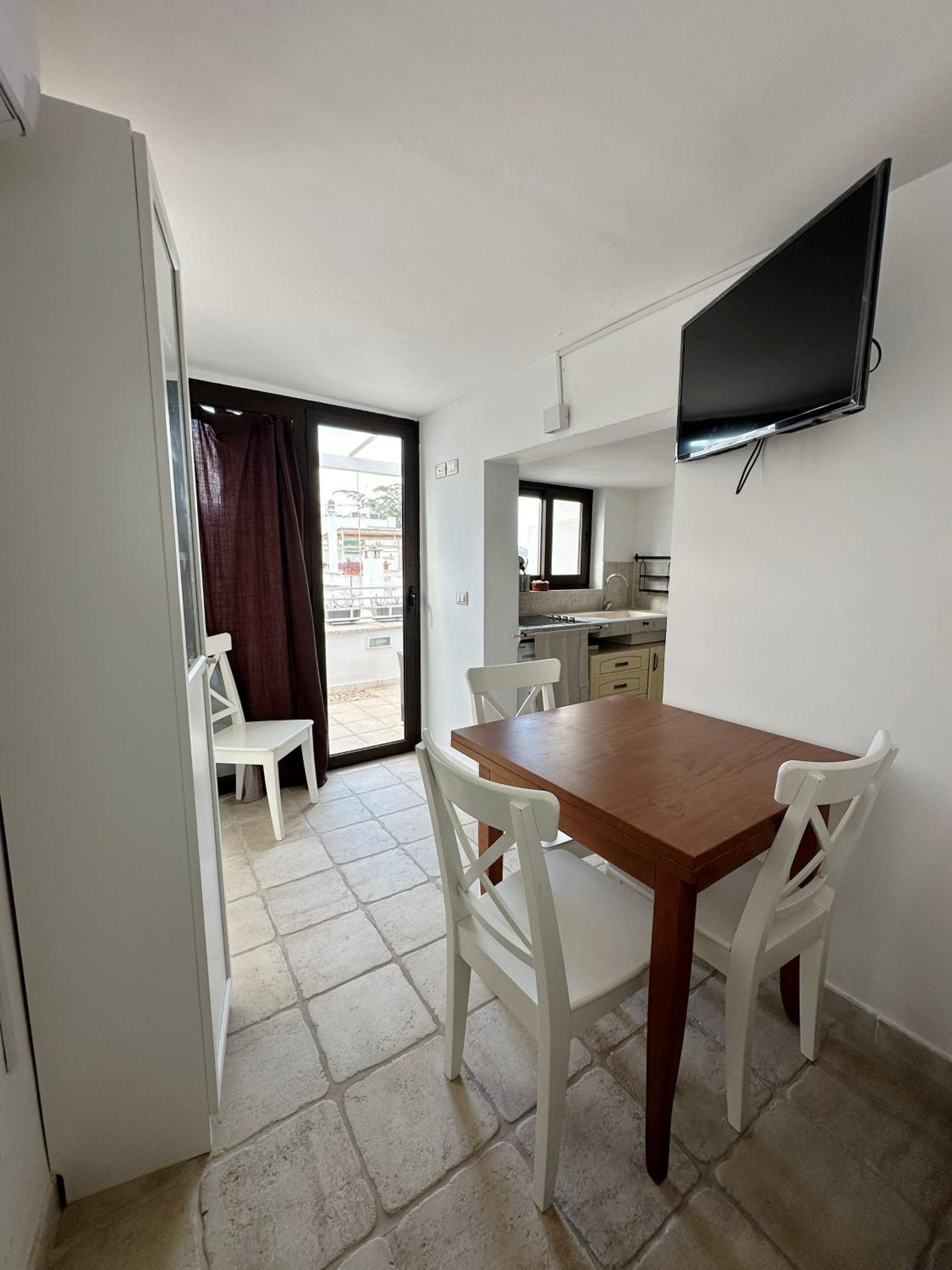 Angolo Vista Mare en Ostuni — kitchen