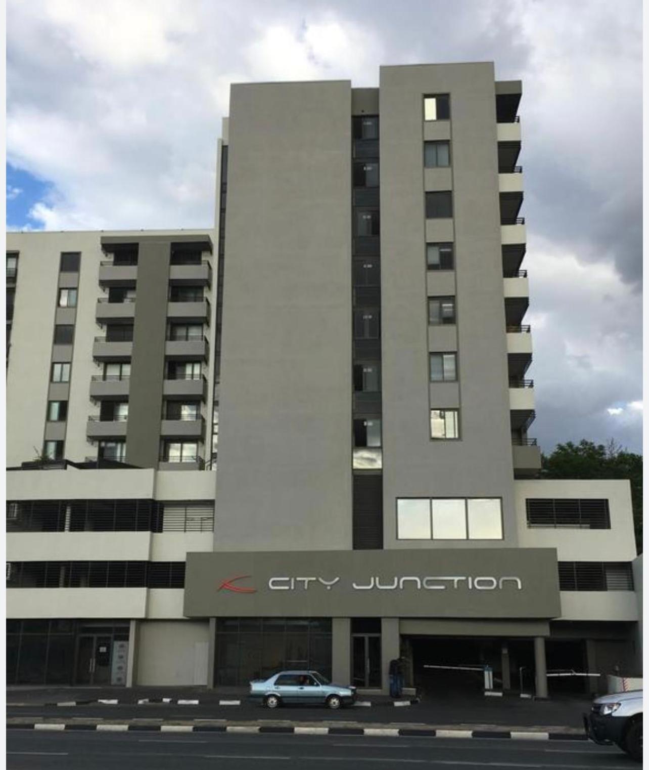 C-junction studio apartment