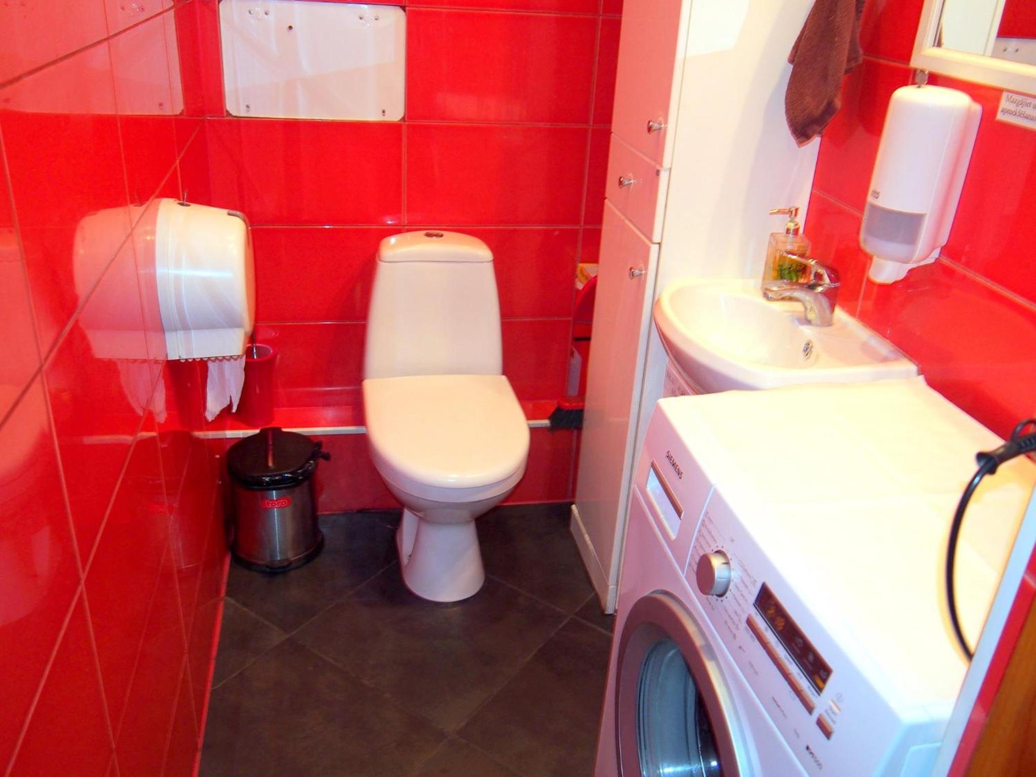 Fancy private student's rooms- late check out view 2