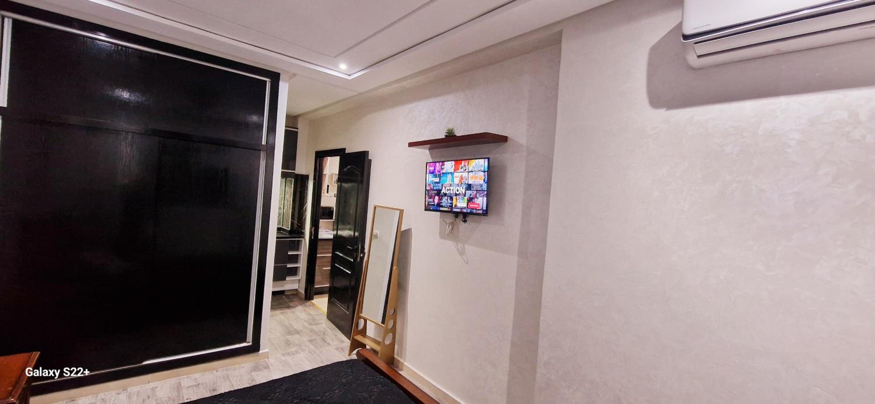 Suite Home Prestige view 5