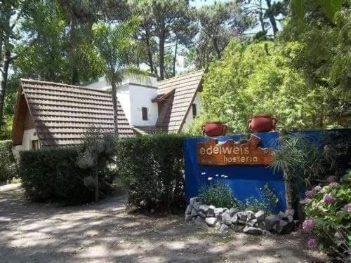 Hosteria Edelweis