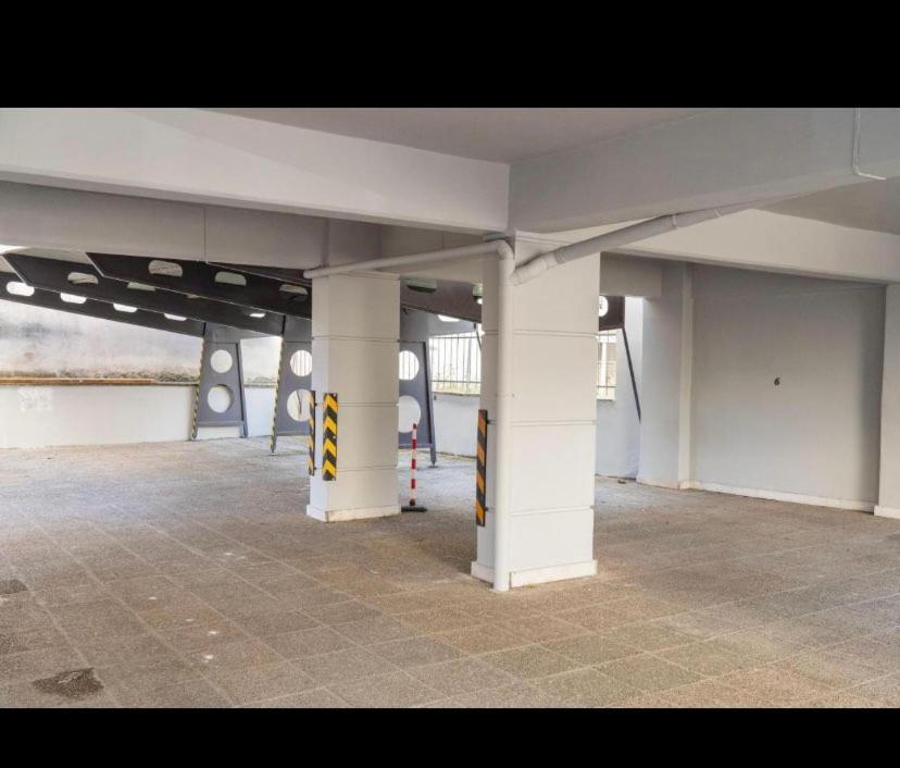 Central appartment 2 with parking view 3