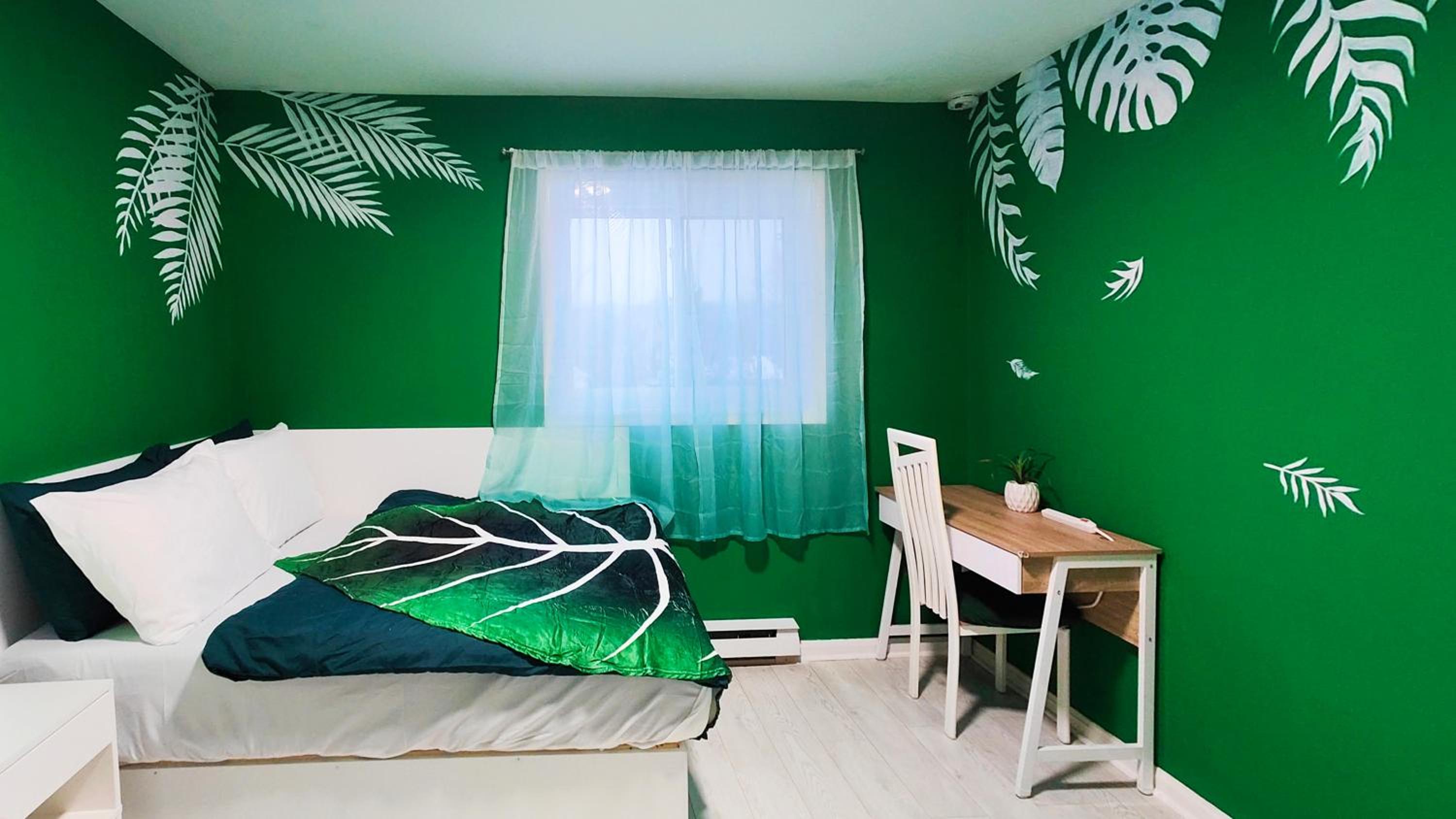 Fresh & Bright Private Suite