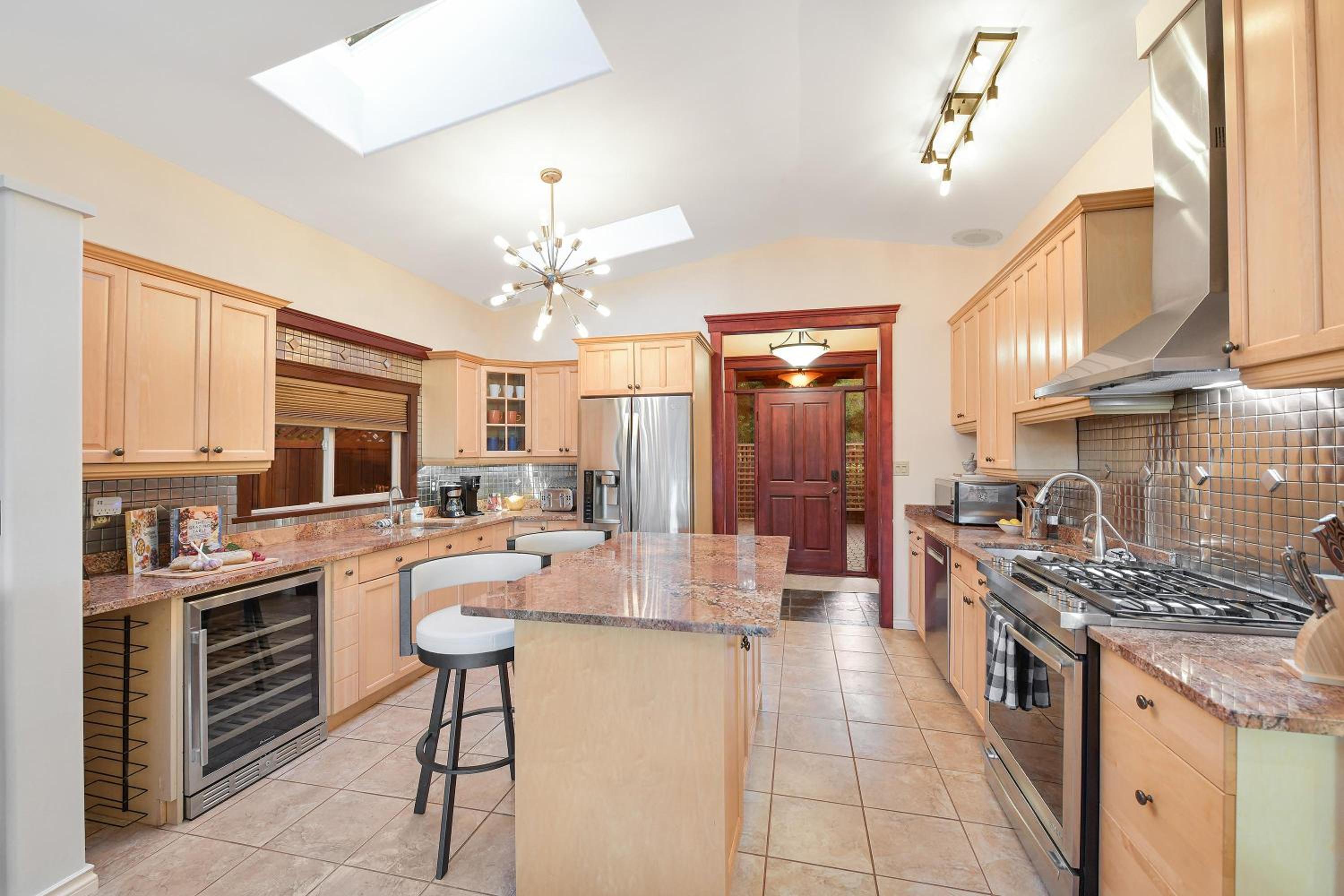 Dolphin House by EMR Vacation Rentals