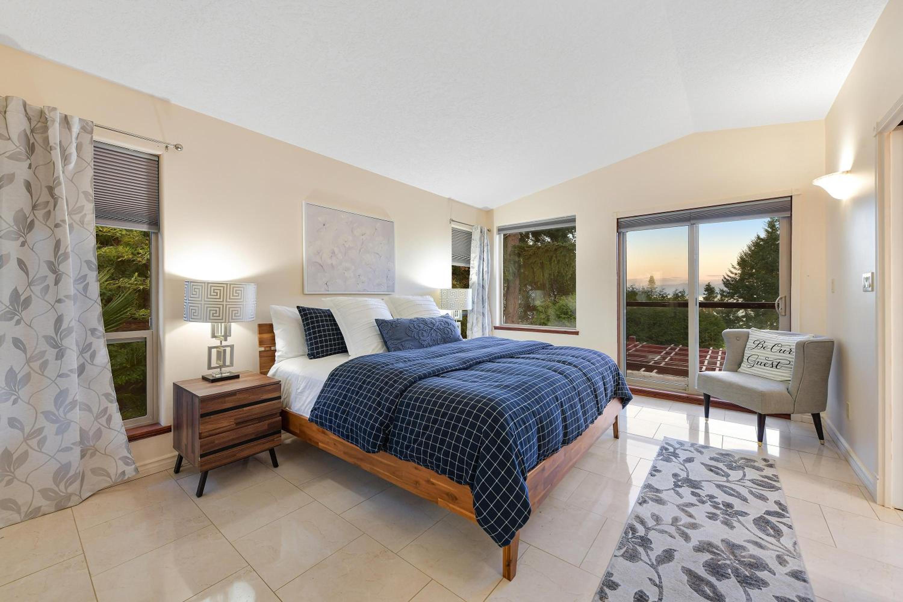 Dolphin House by EMR Vacation Rentals