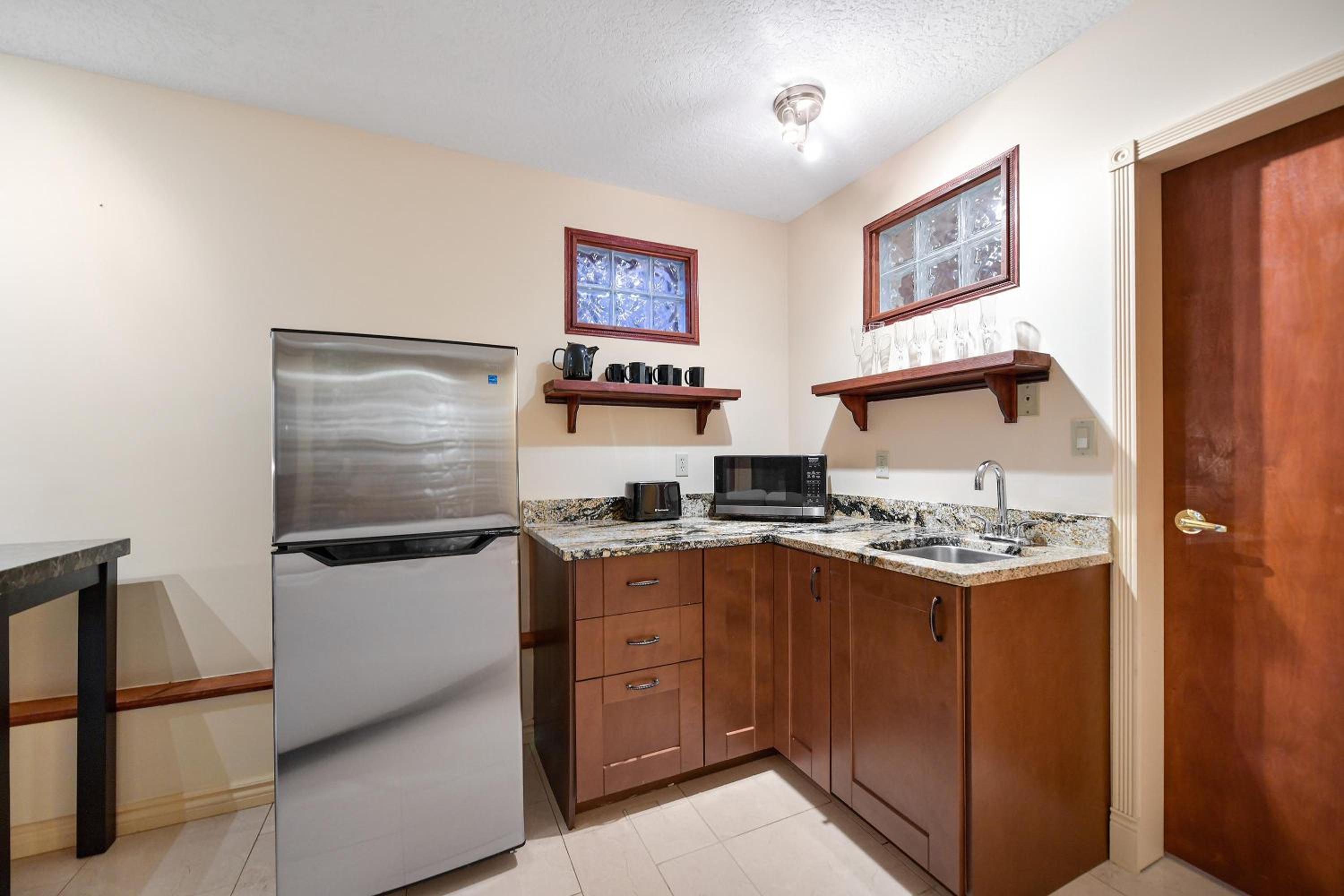 Dolphin House by EMR Vacation Rentals