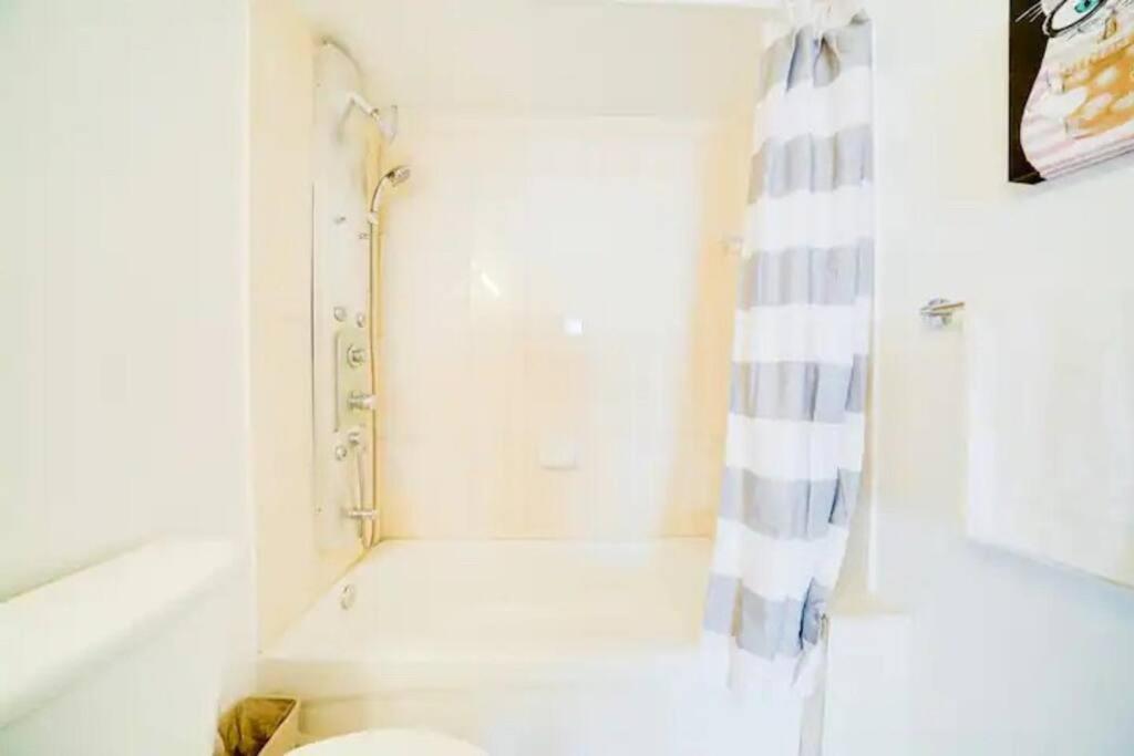 56F 2Bdr PENTHOUSe Mil$ViewBiscaneBayCty FreePKing