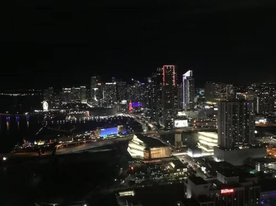 56F 2Bdr PENTHOUSe Mil$ViewBiscaneBayCty FreePKing