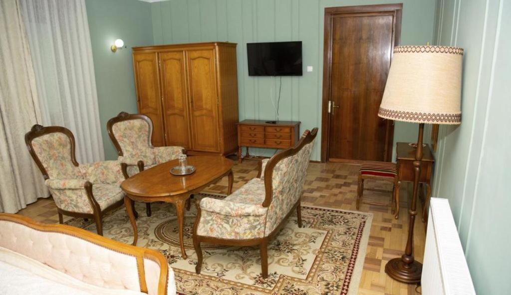 Photo 27