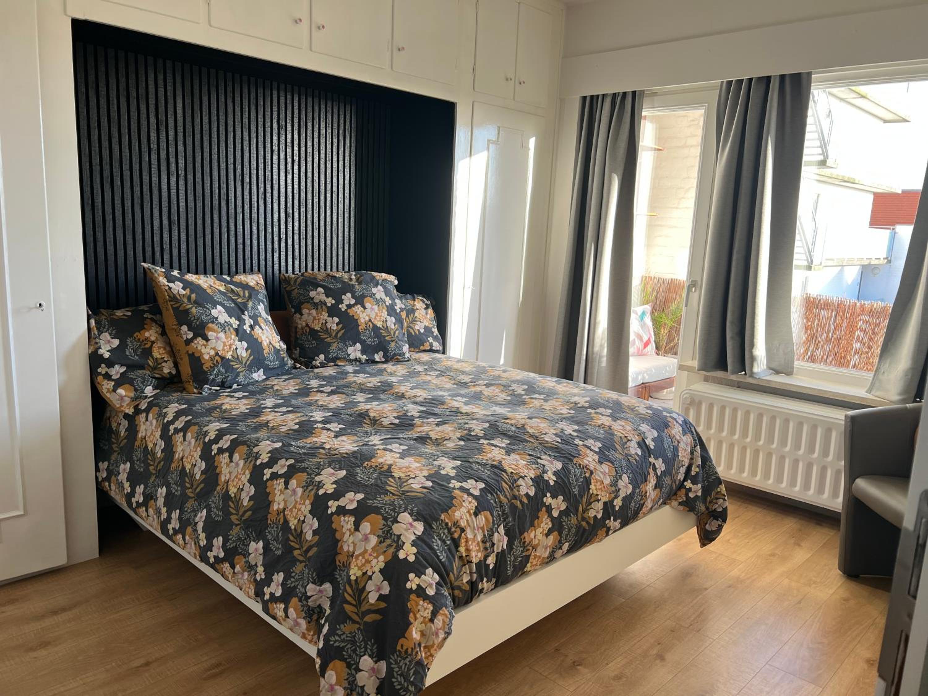 Ruim Appartement met Zeezicht view 2