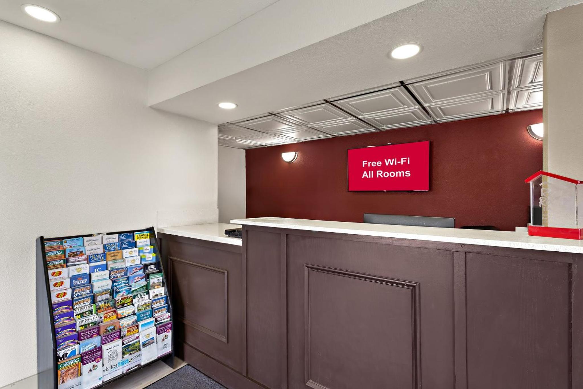 Red Roof Inn Redding