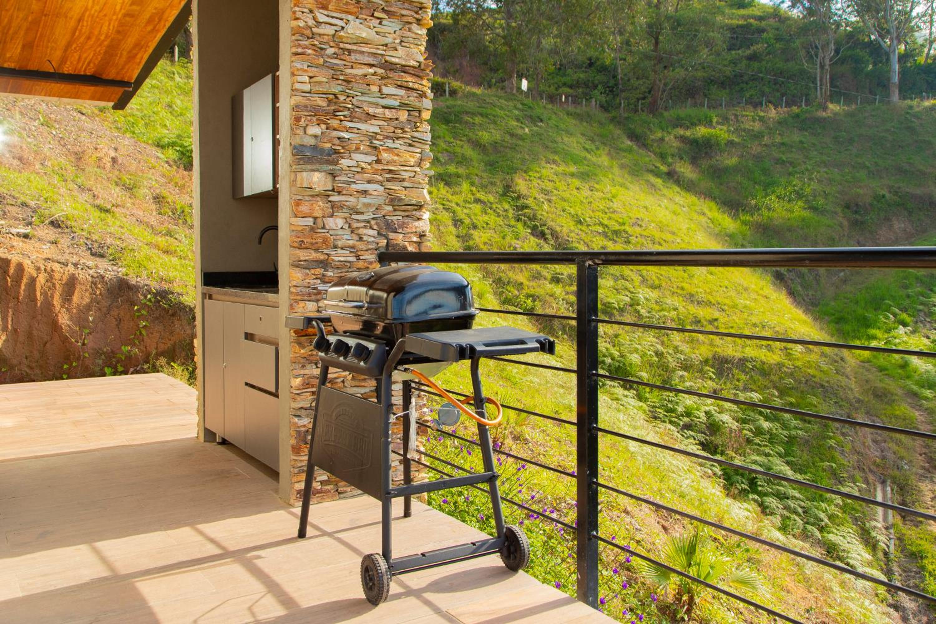 Glamping en Guatape Wifi Jacuzzi