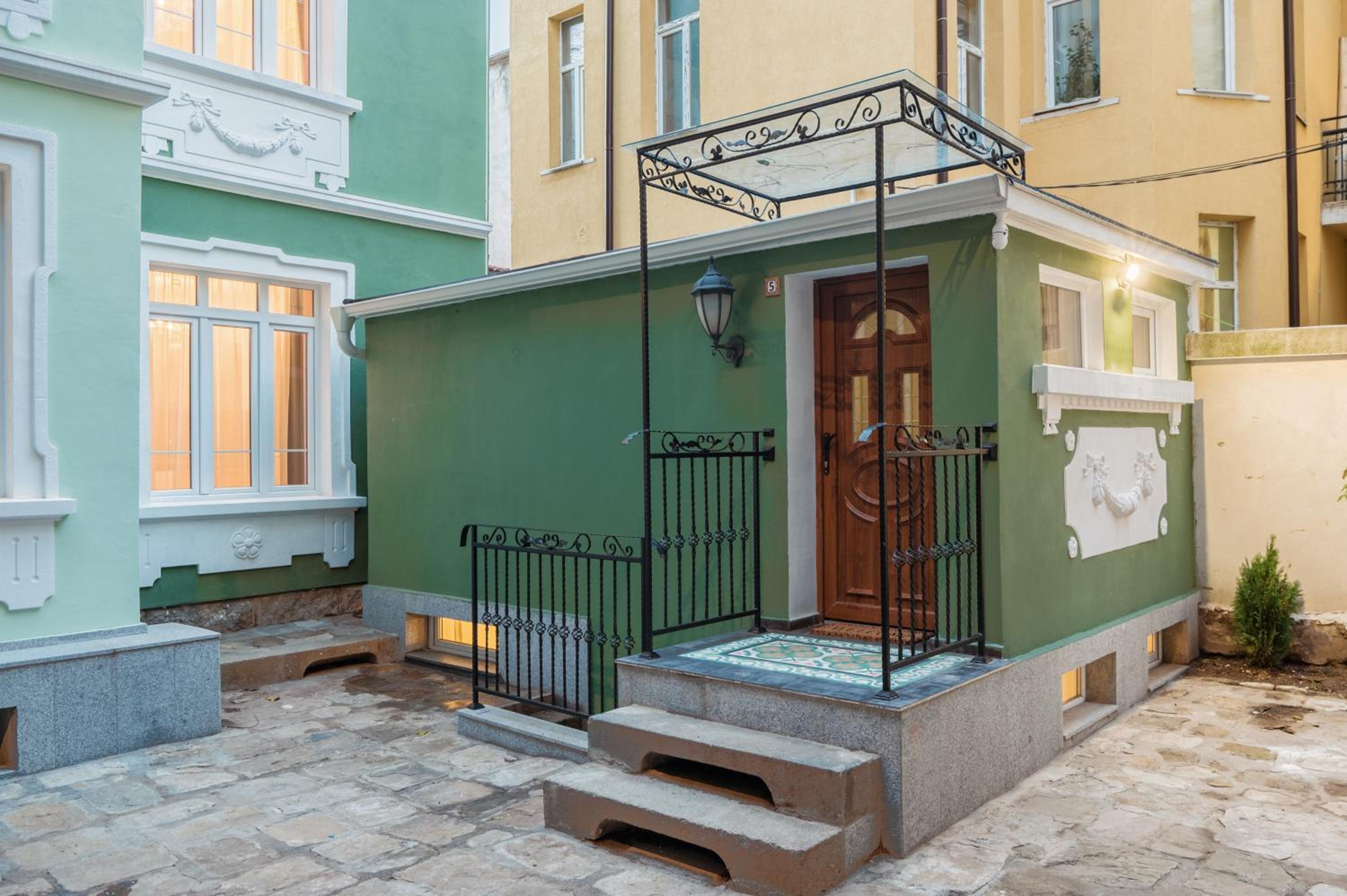 Serdika Old City House