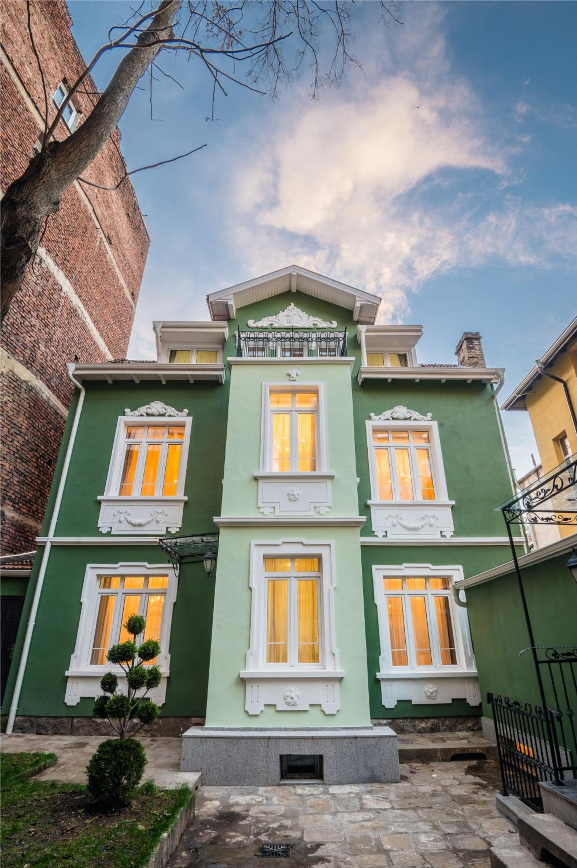 Serdika Old City House