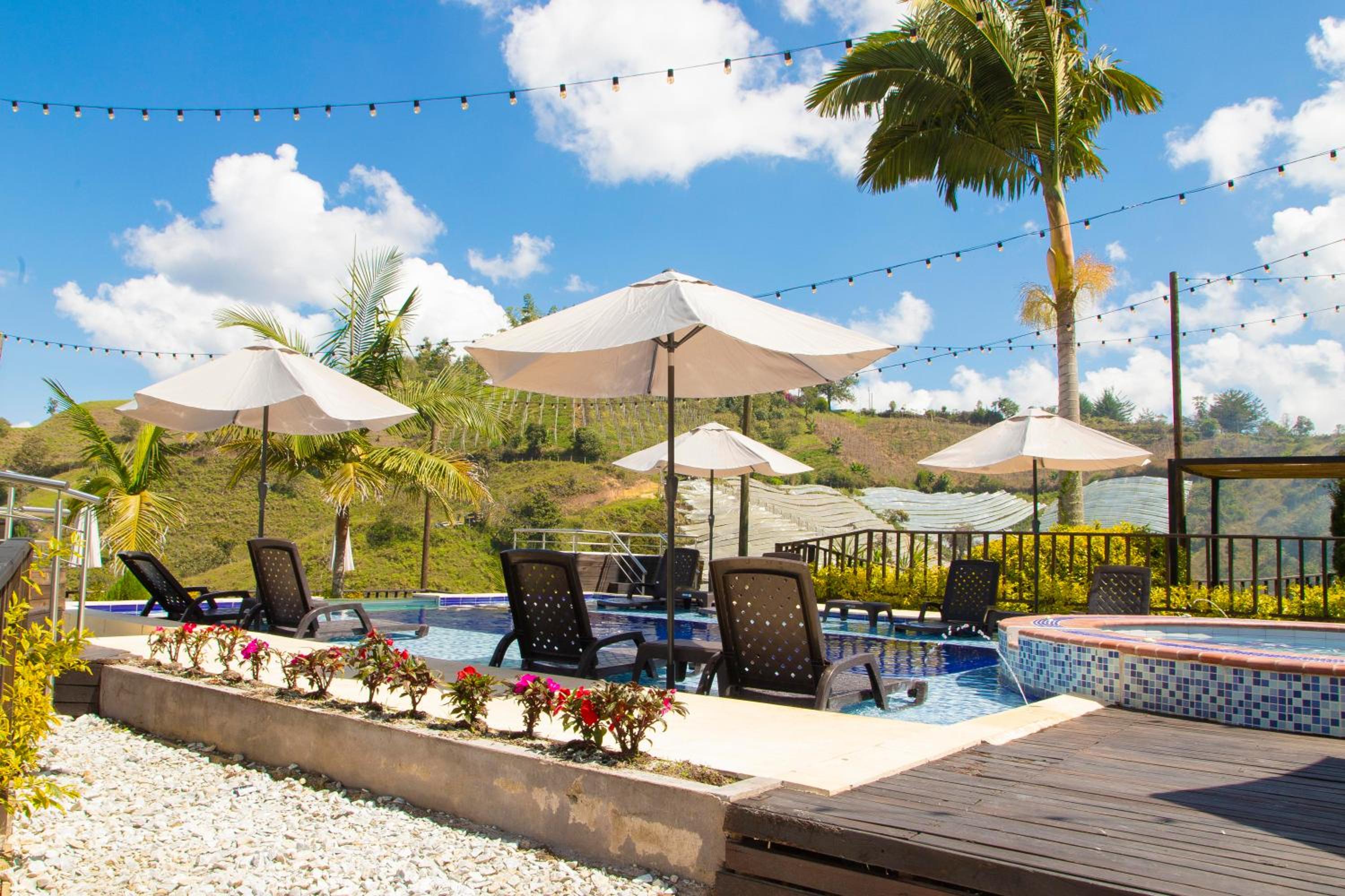 Glamping en Guatape Wifi Jacuzzi