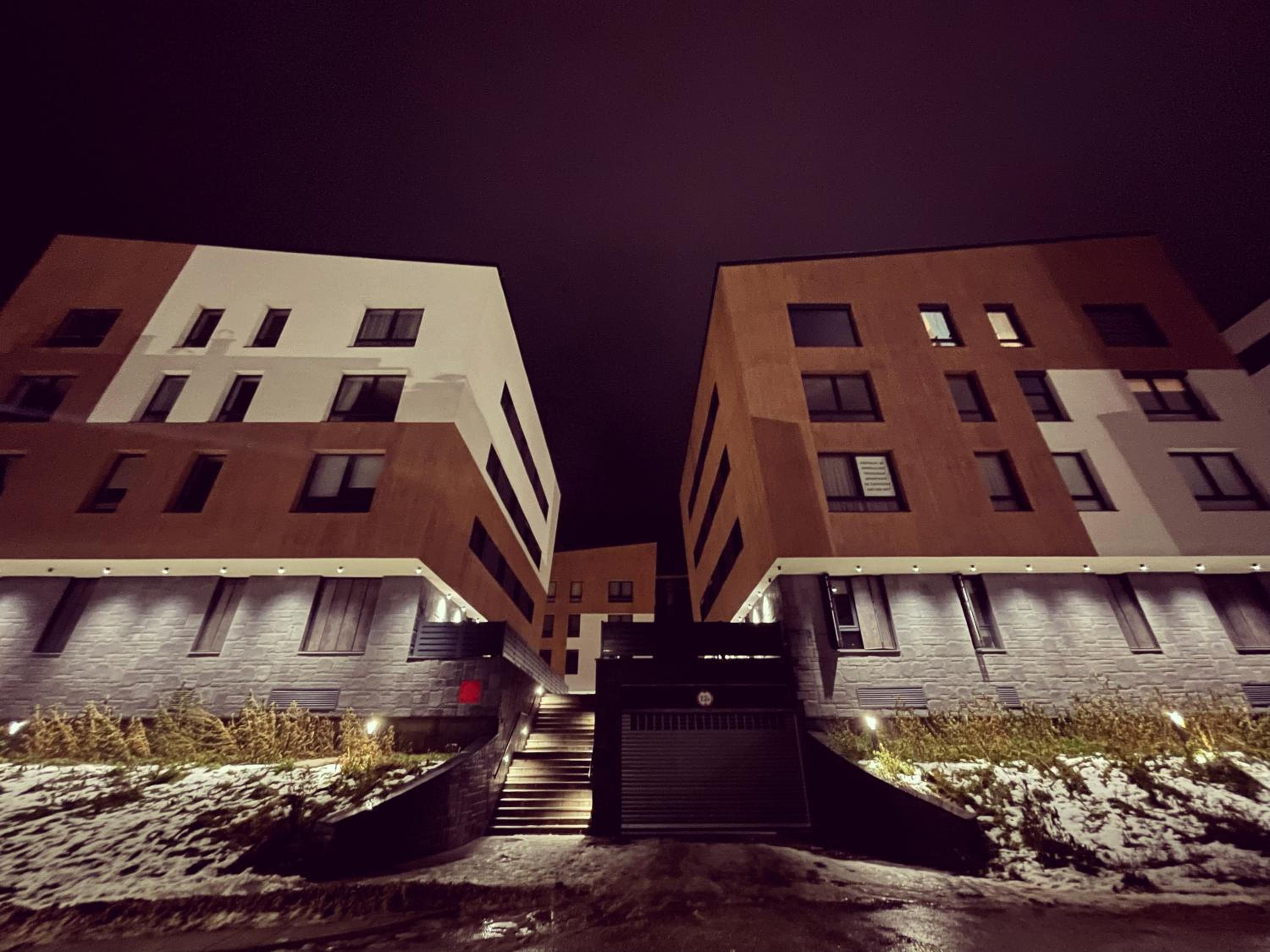 Ski, cocoa & novel apartment Bjelašnica, garage & ski room