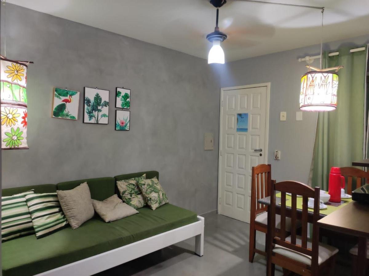 PRAIA DE TAPERAPUA - Flat em Condominio a 300 metros da praia