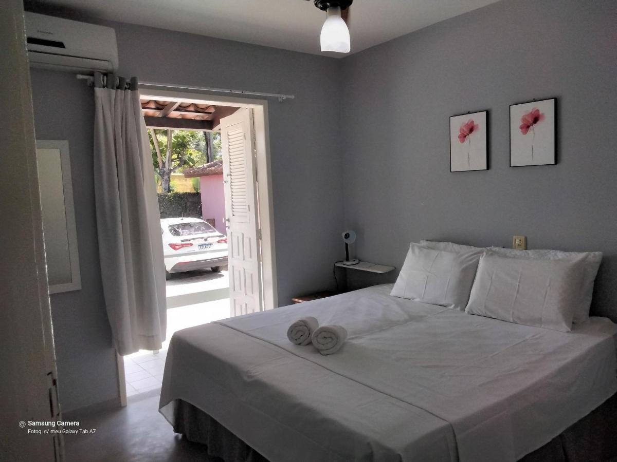 PRAIA DE TAPERAPUA - Flat em Condominio a 300 metros da praia