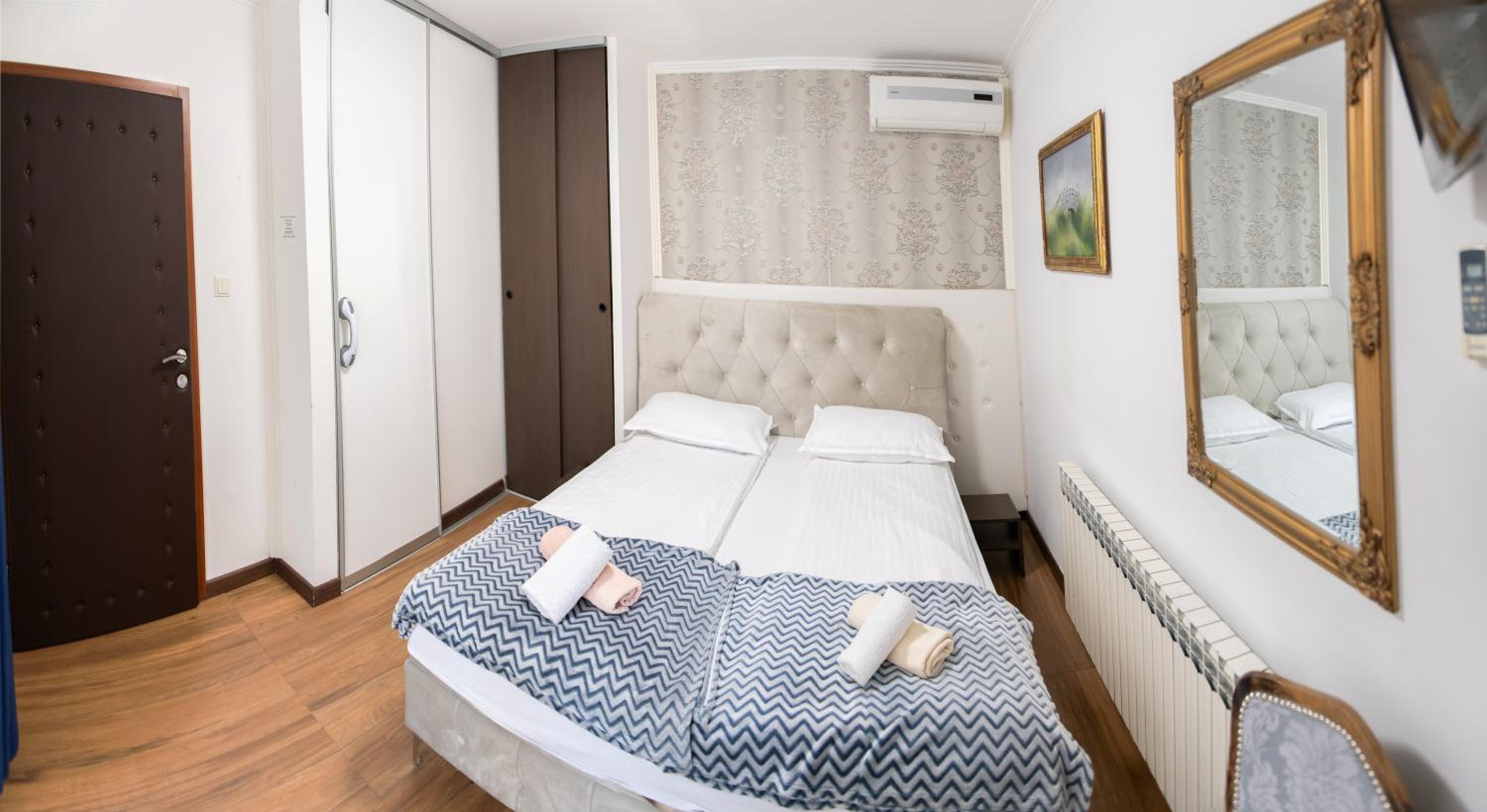 ĆIRO HOTEL -free parking