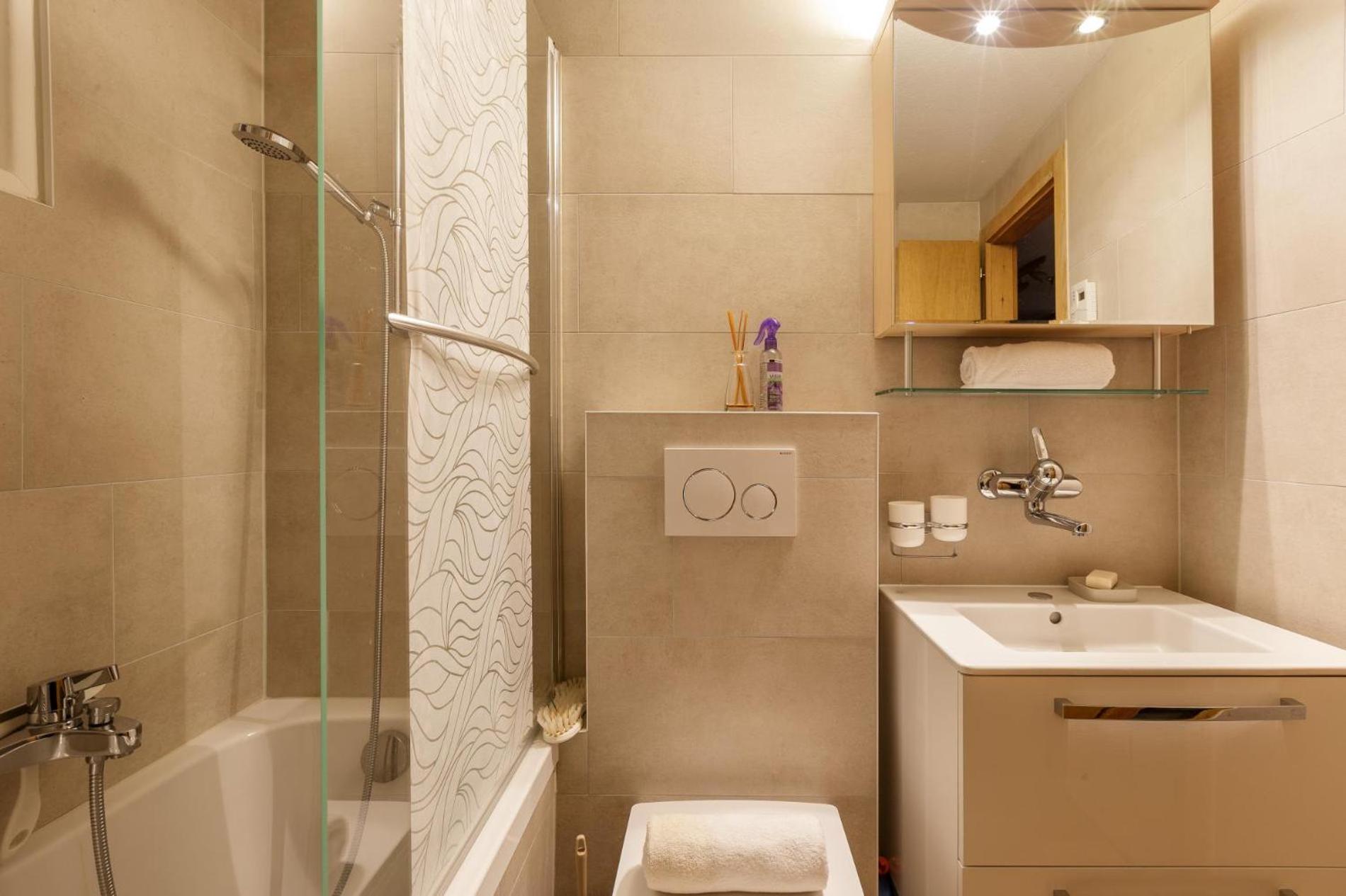 Armailli - modern ground floor Apartment