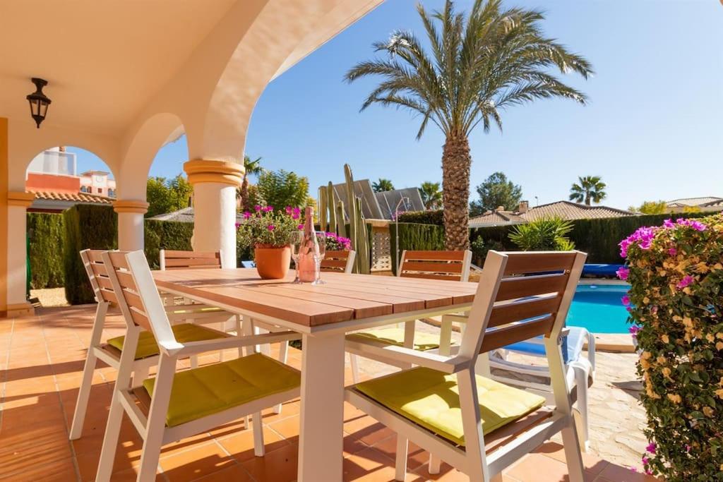 Villa Henri spacious 6P villa with private pool view 3