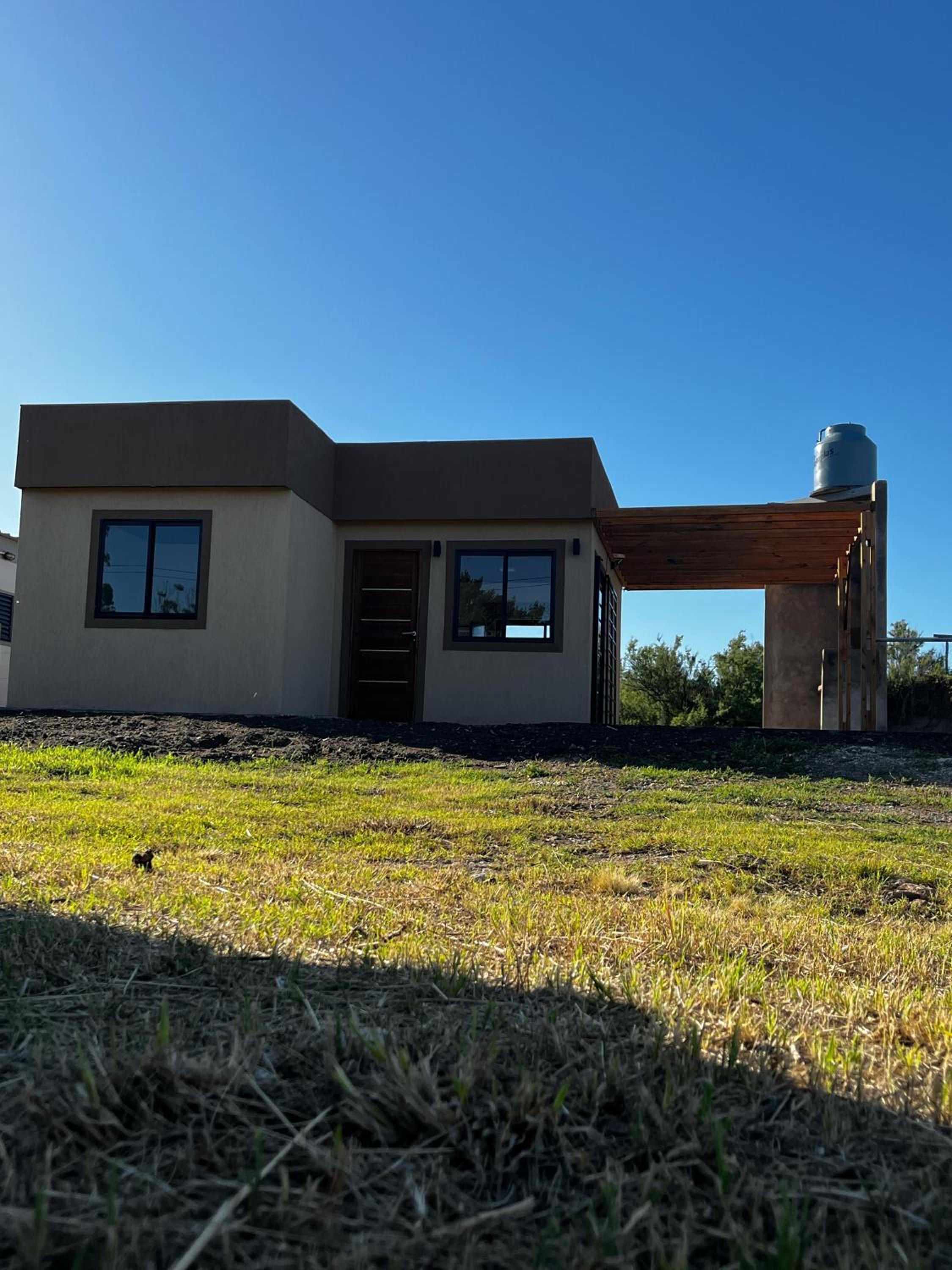 Casa a estrenar 450 metros de la playa