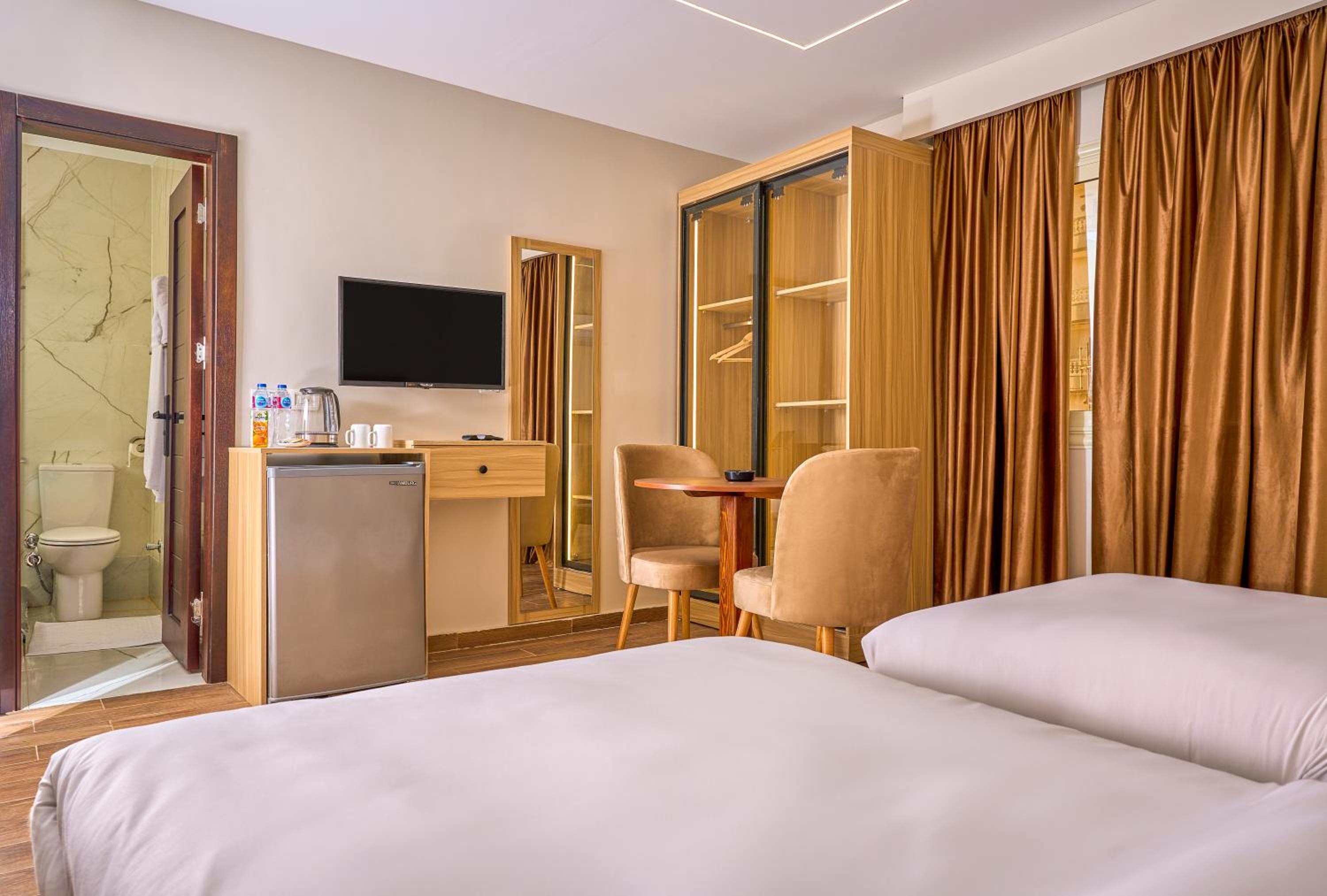 hotel room