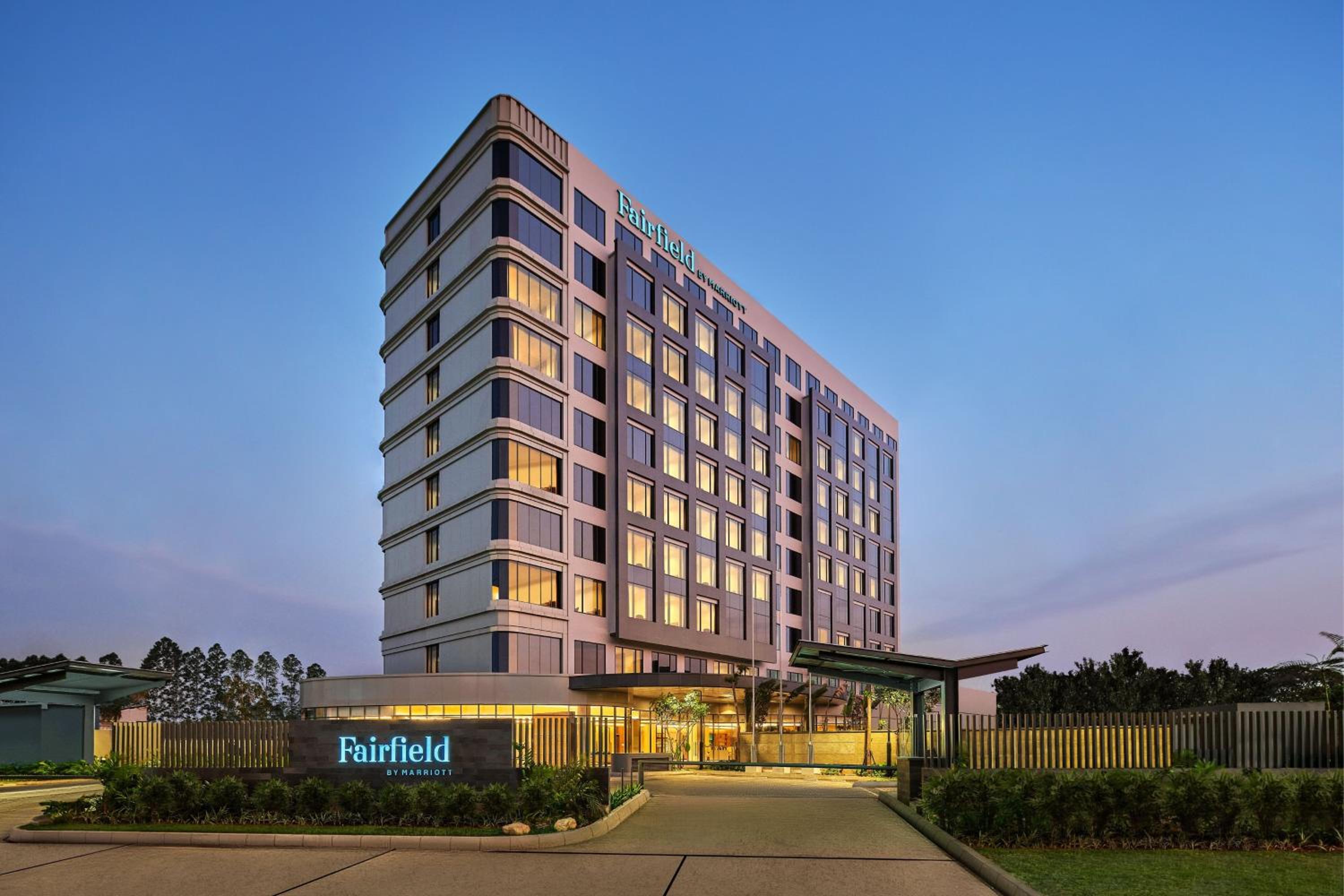 Hotel Fairfield by Marriott Jakarta Soekarno-Hatta Airport - Image 1
